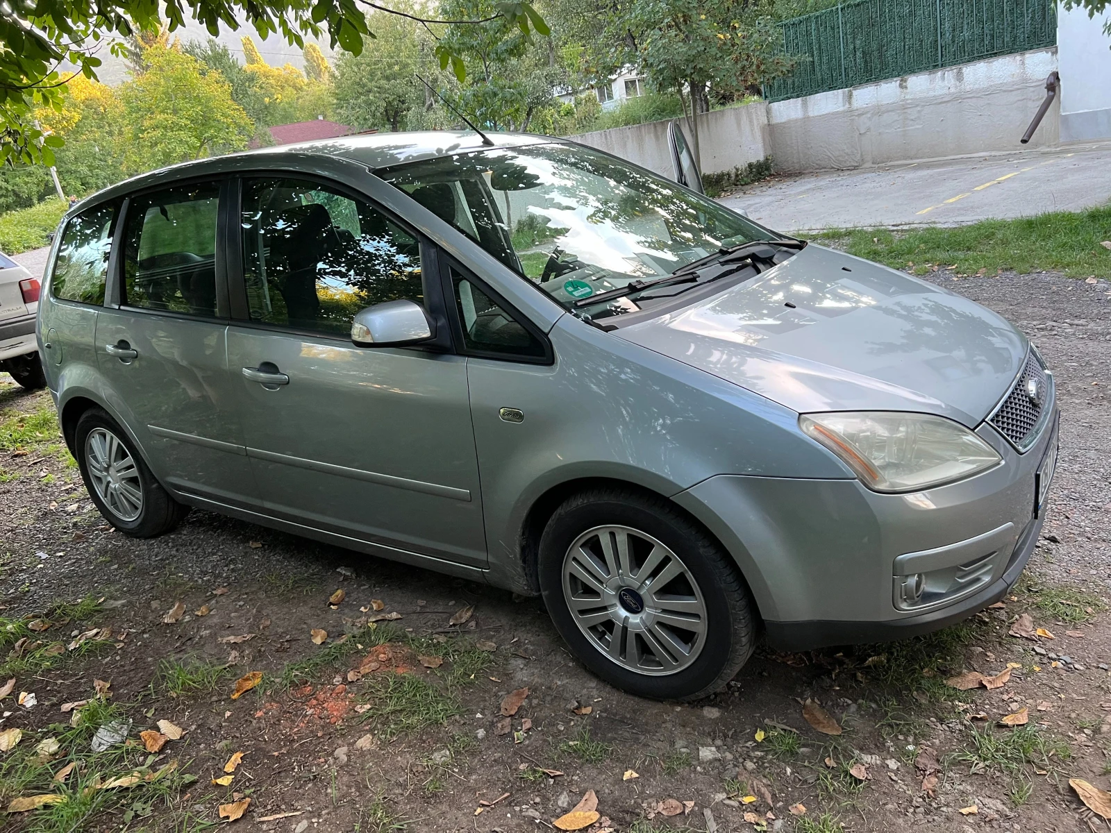 Ford C-max 1.8i GHIA - изображение 9