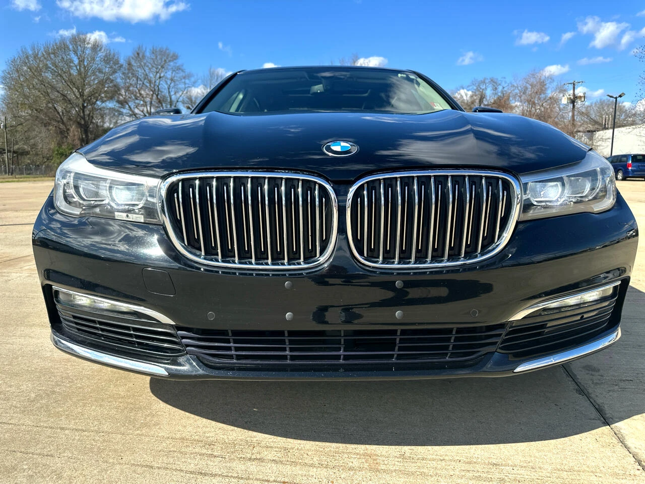 BMW 740 Li* Harman/Kardon* Head-up* Пано* Keyless - изображение 2