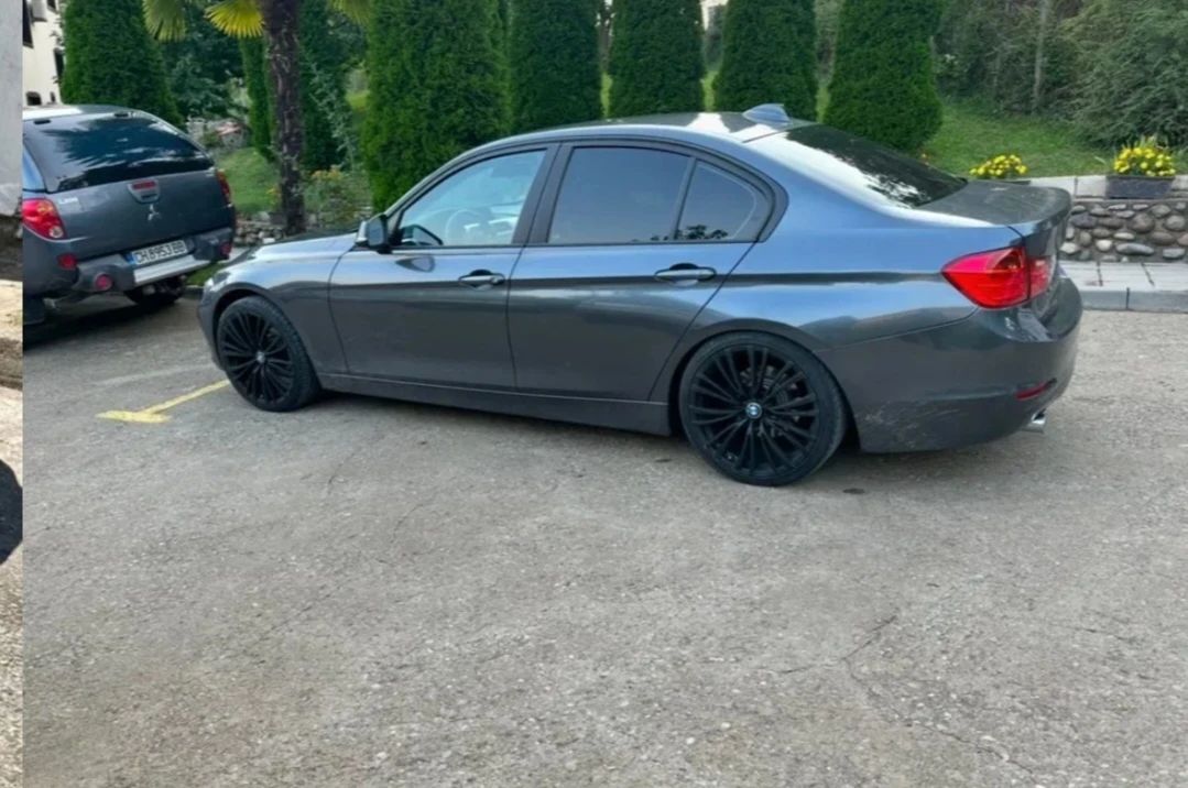 BMW 320  - изображение 6