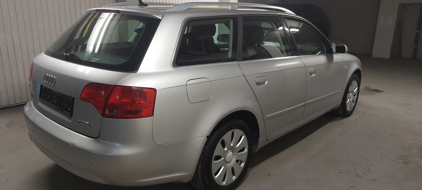 Audi A4 140ps Автоматик - изображение 6