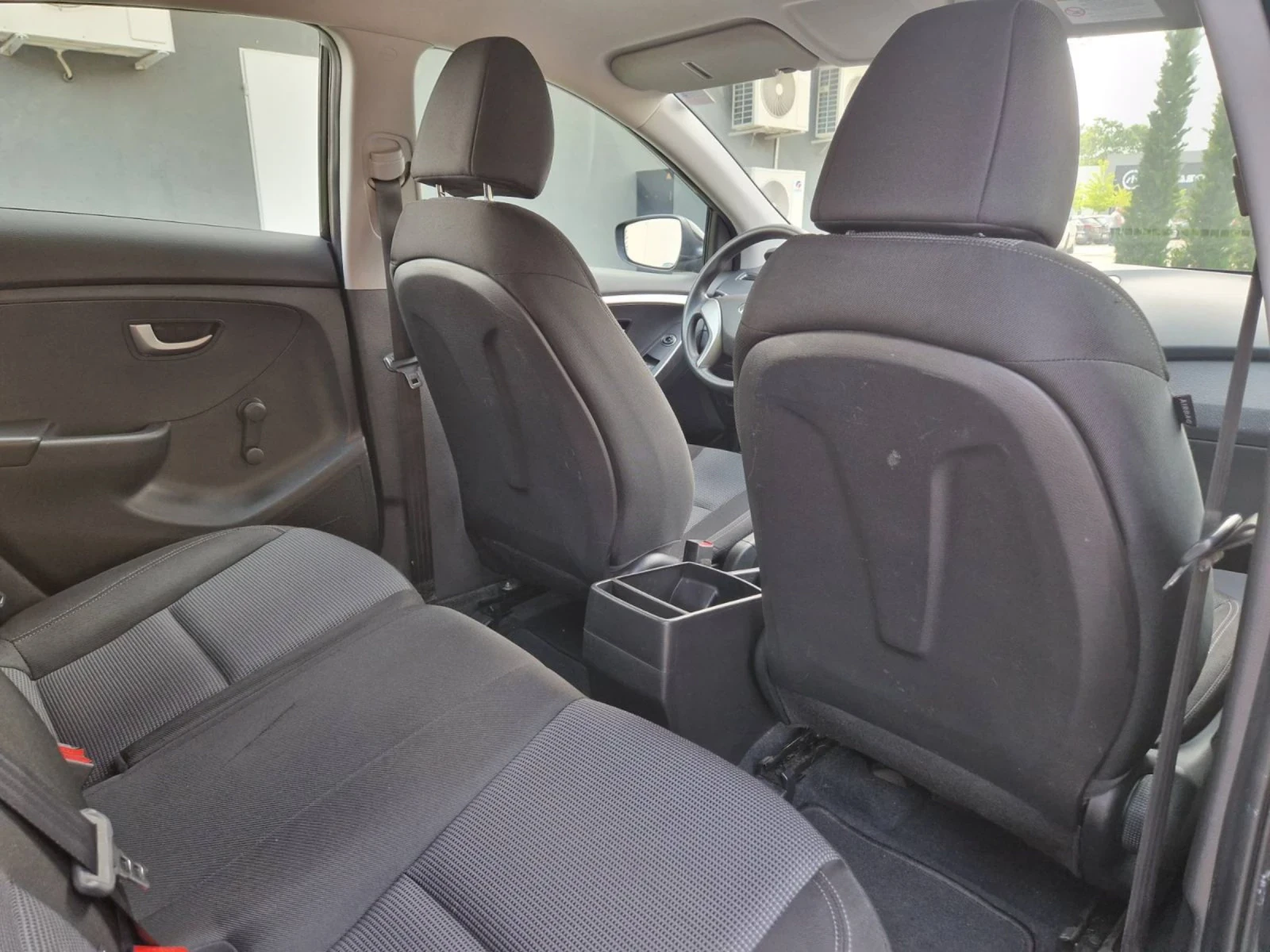 Hyundai I30 1.6 / 110 к.с. фейс - изображение 10