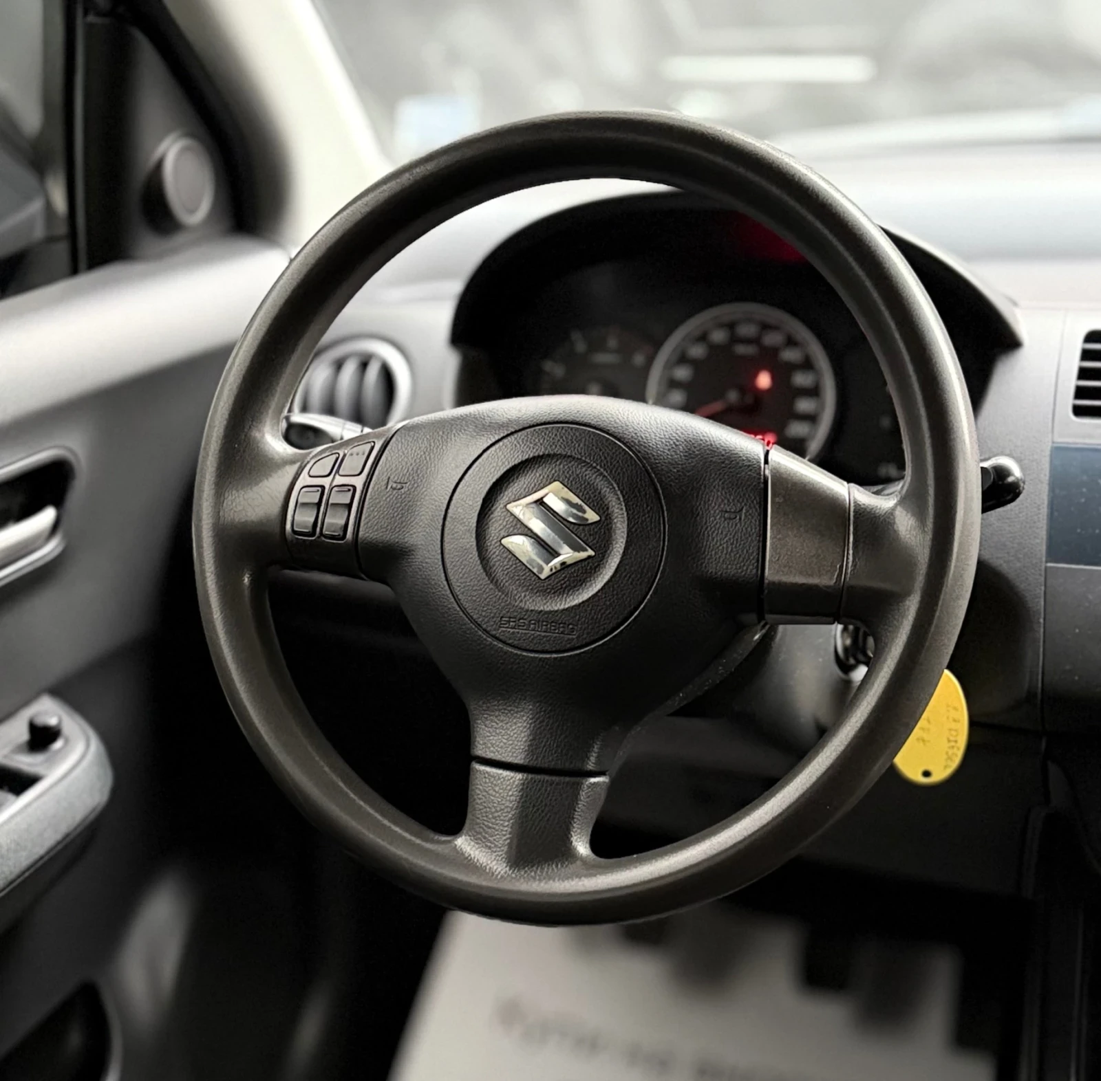 Suzuki Swift 1.3DDIS* КЛИМАТИК* ТОП* СОБСТВЕН ЛИЗИНГ, снимка 11 - Автомобили и джипове - 52542169