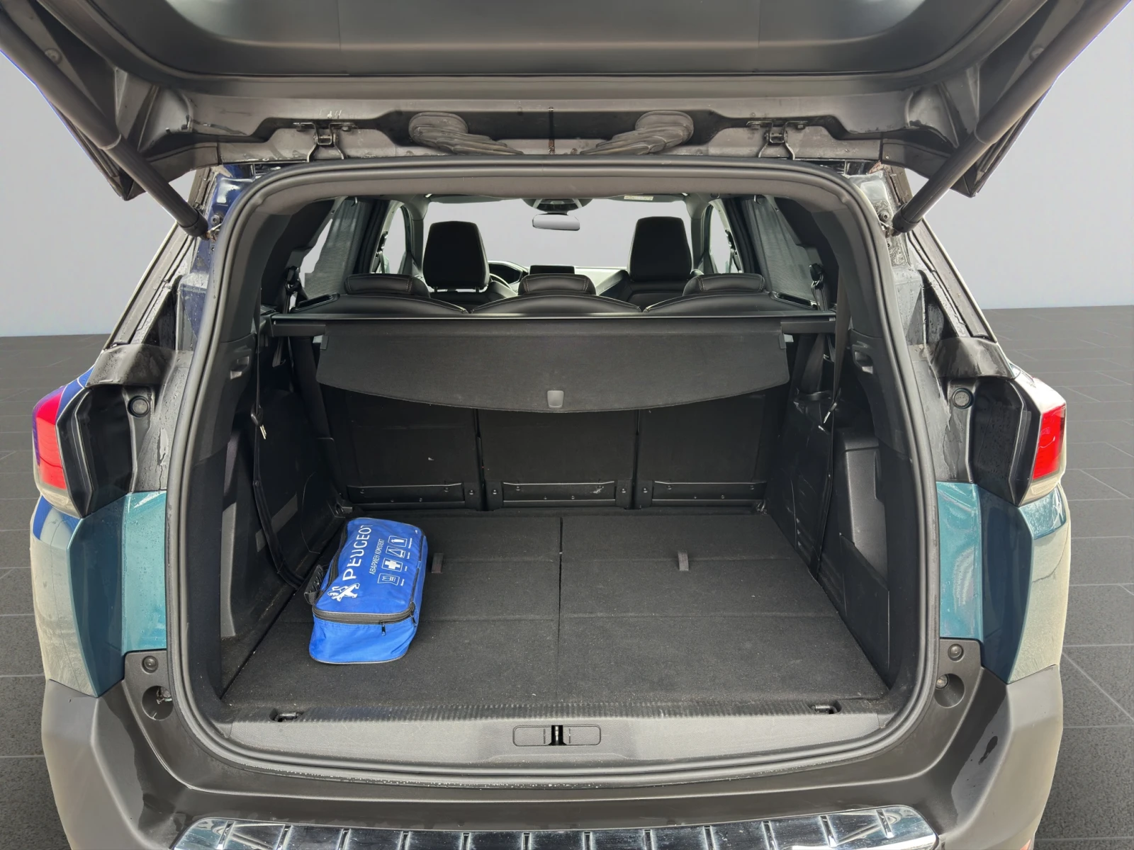Peugeot 5008 5008 NEW GT LINE 1.6 THP 180 EAT8 E6.2 - изображение 9