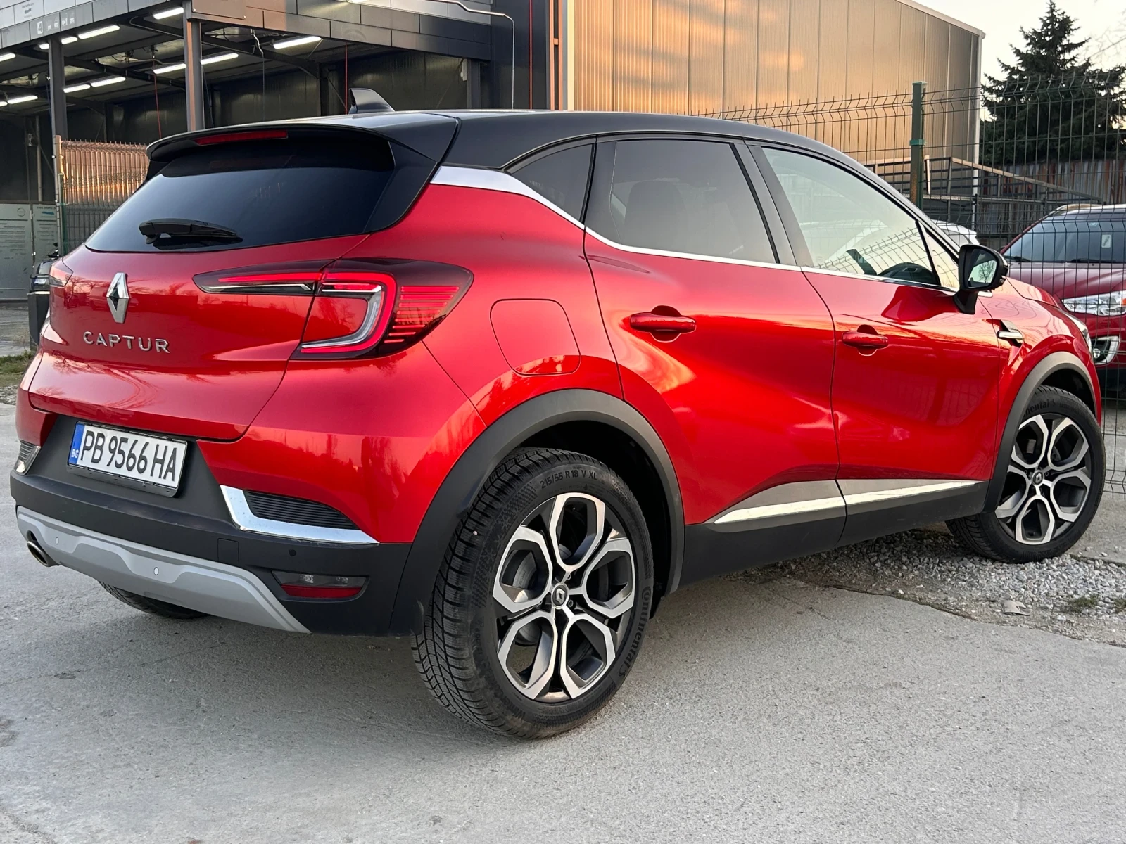 Renault Captur Intense Full Pack, снимка 5 - Автомобили и джипове - 53748781