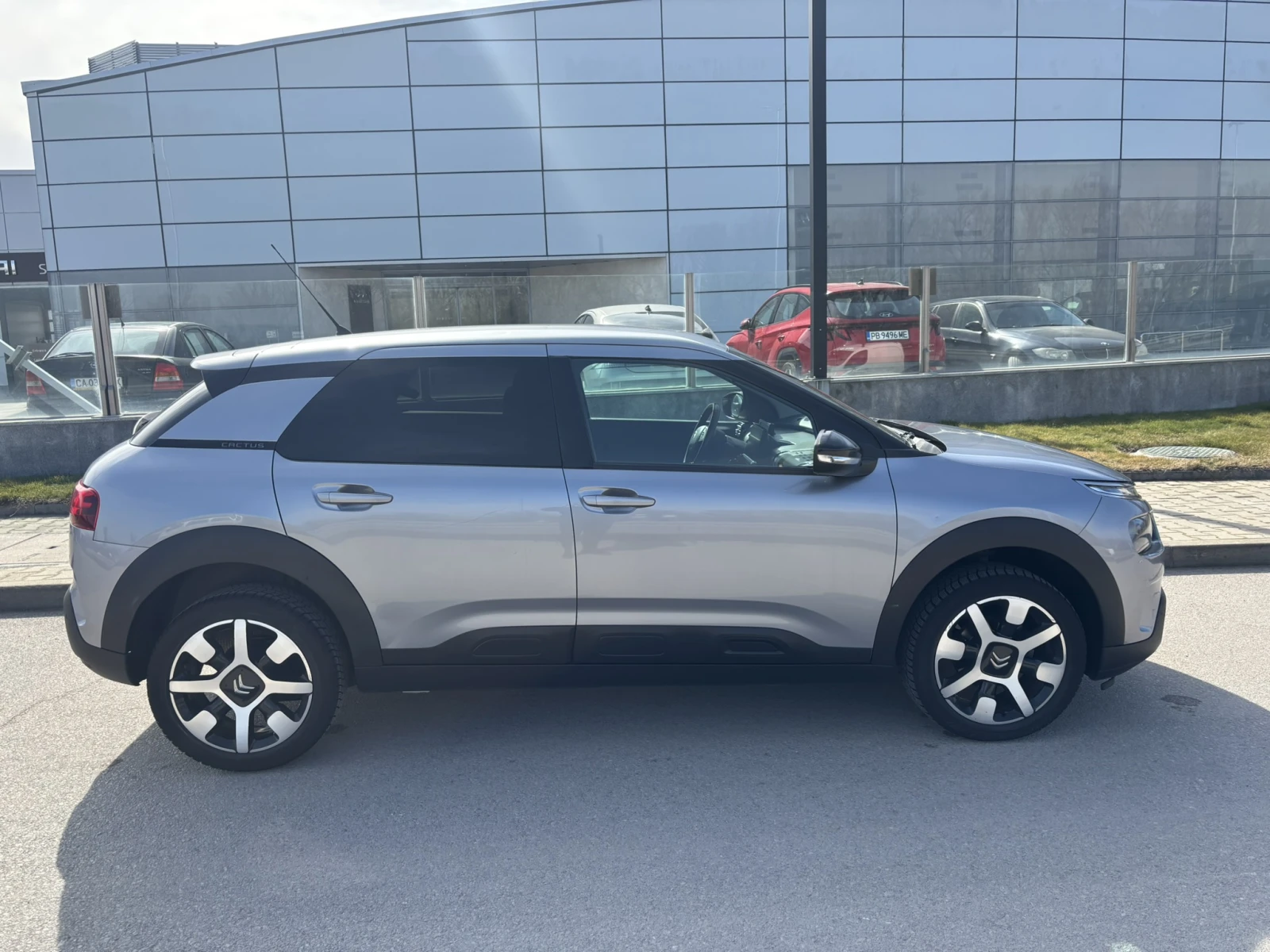 Citroen C4 Cactus, снимка 4 - Автомобили и джипове - 53826451