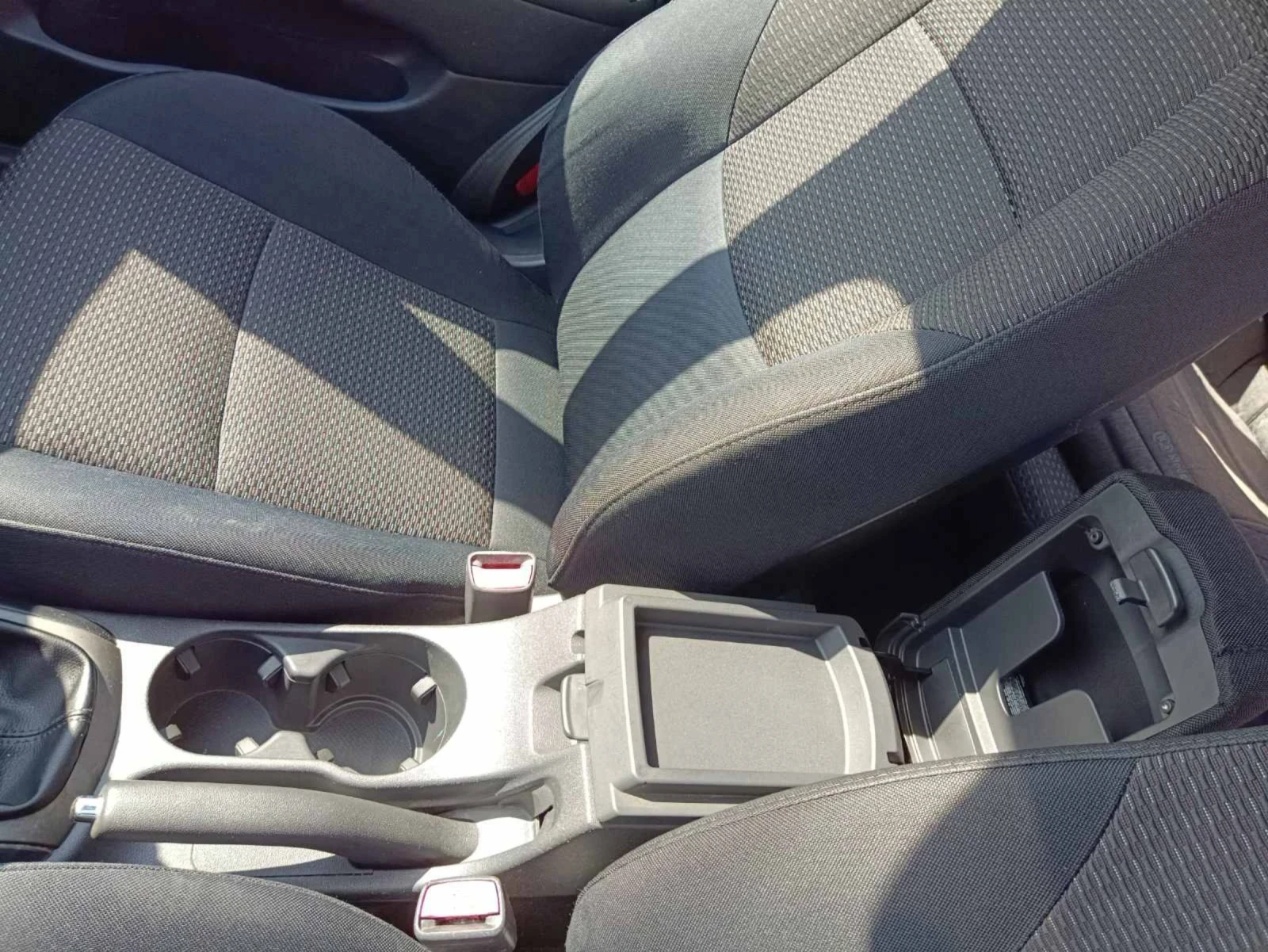 Hyundai I30, снимка 9 - Автомобили и джипове - 53843869