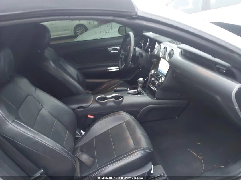 Ford Mustang 2.3l Ecoboost Premium, снимка 5 - Автомобили и джипове - 53874922