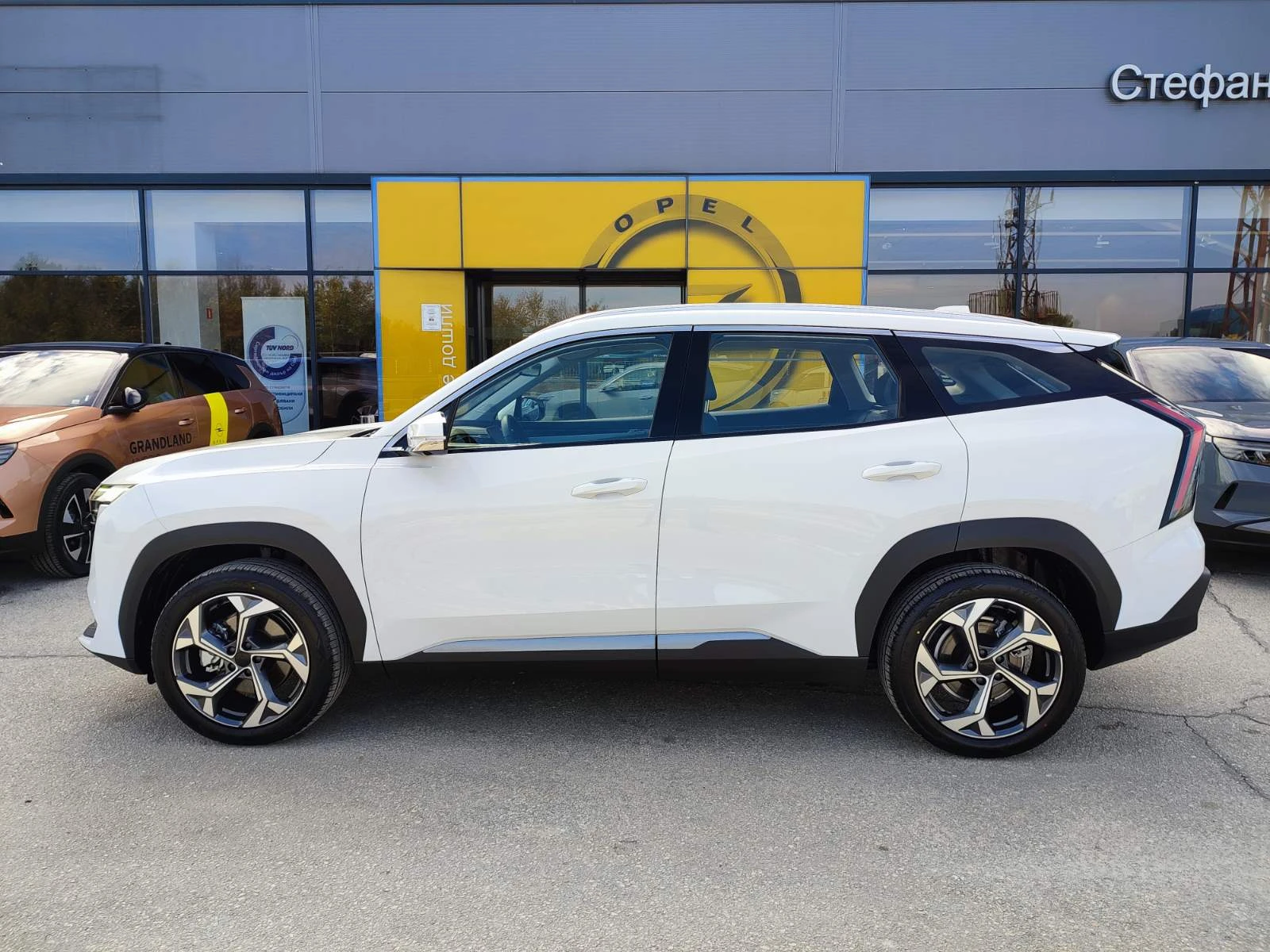 Geely Starray GK FWD 1.5 (174hp) 7 DCT, снимка 4 - Автомобили и джипове - 53959245