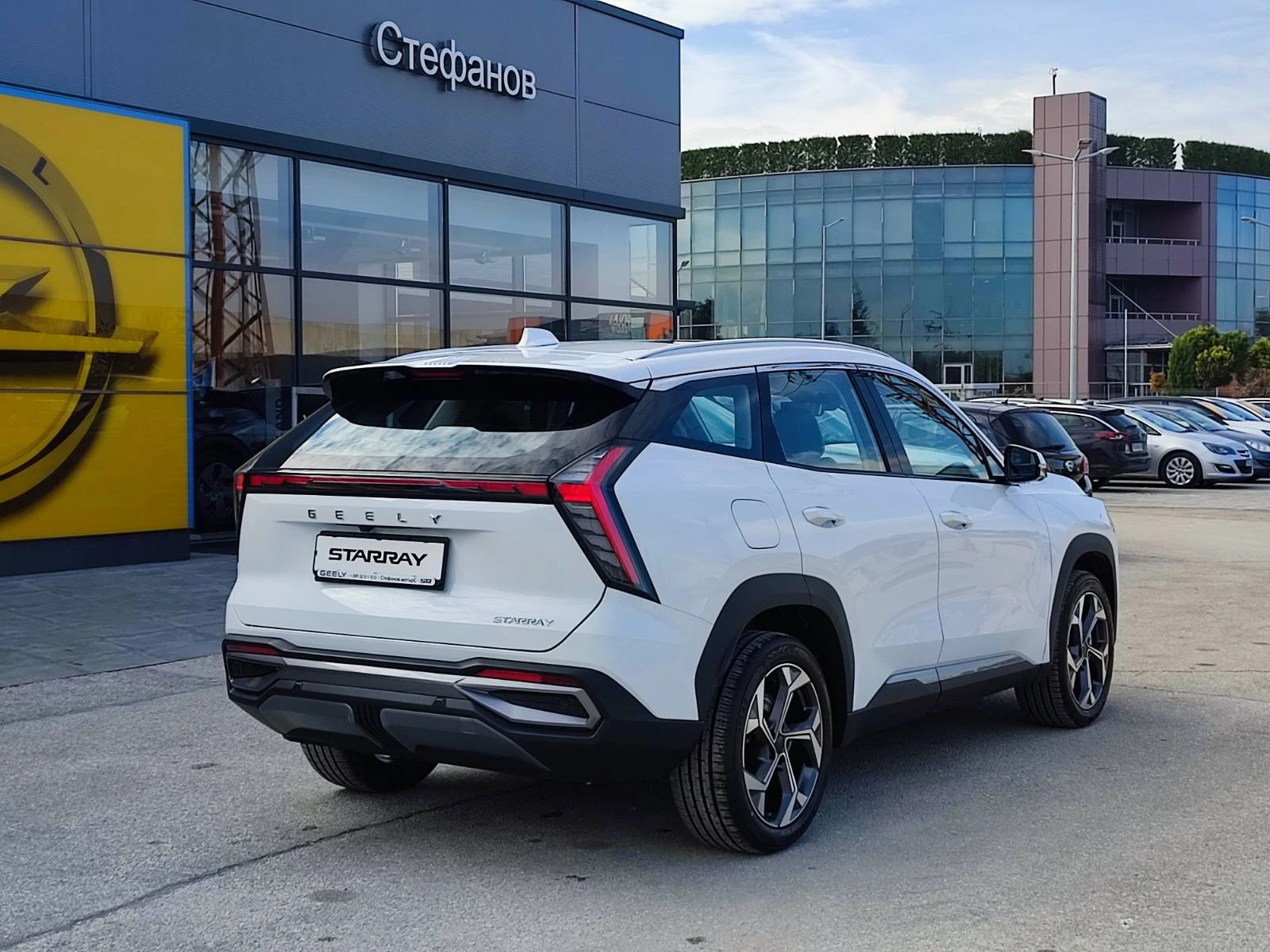 Geely Starray GK FWD 1.5 (174hp) 7 DCT, снимка 8 - Автомобили и джипове - 53959245