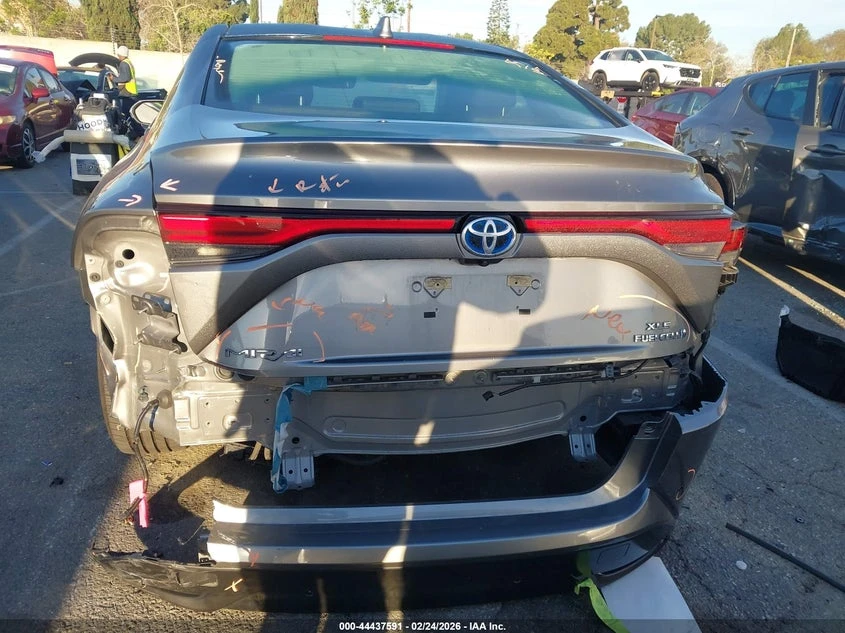 Toyota Mirai ELECTRIC Rear Wheel Drive | Mobile.bg � ����������� 17