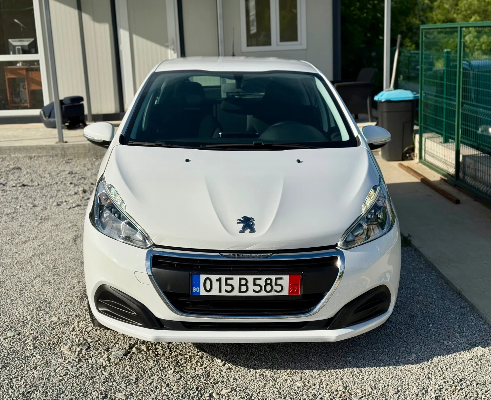 Peugeot 208 1.2i* 60 ���. ��* ���� 6* �������* ��������� | Mobile.bg � ����������� 2