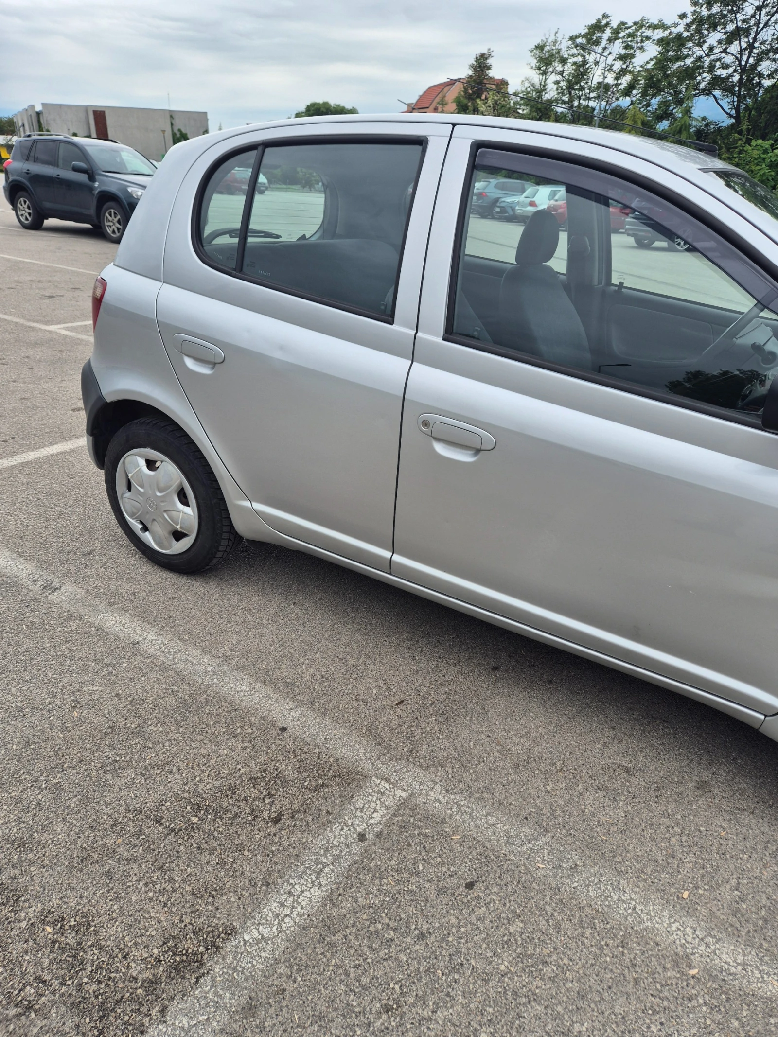 Toyota Yaris, снимка 7 - Автомобили и джипове - 54613284