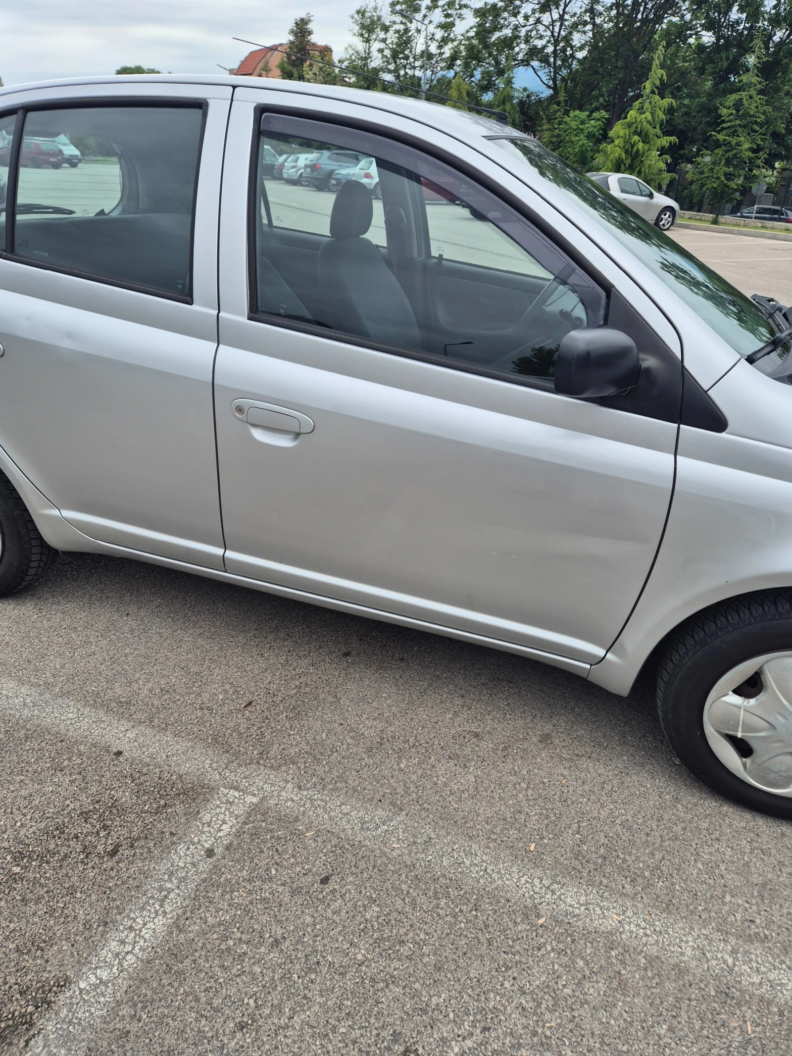Toyota Yaris, снимка 6 - Автомобили и джипове - 54613284