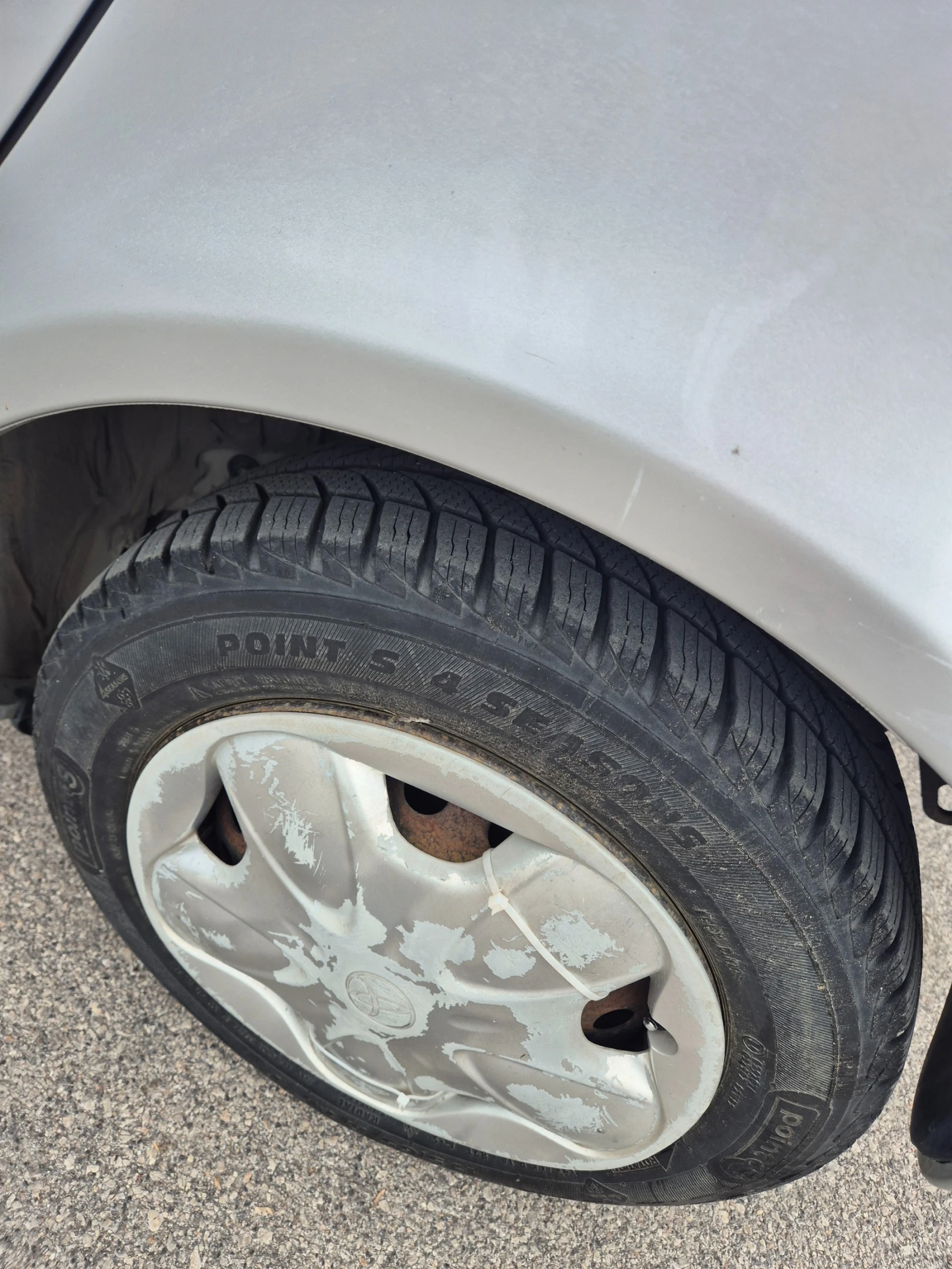 Toyota Yaris, снимка 12 - Автомобили и джипове - 54613284