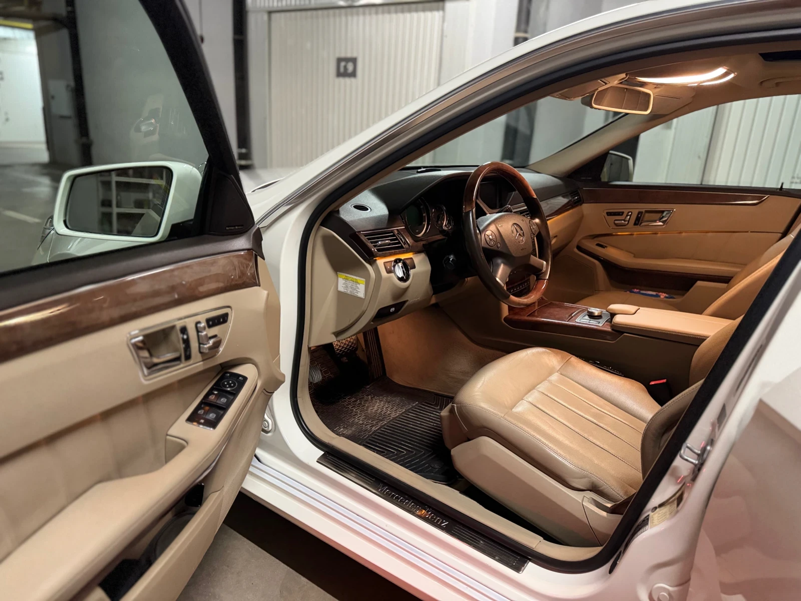 Mercedes-Benz E 500 5.5, снимка 8 - Автомобили и джипове - 54715417