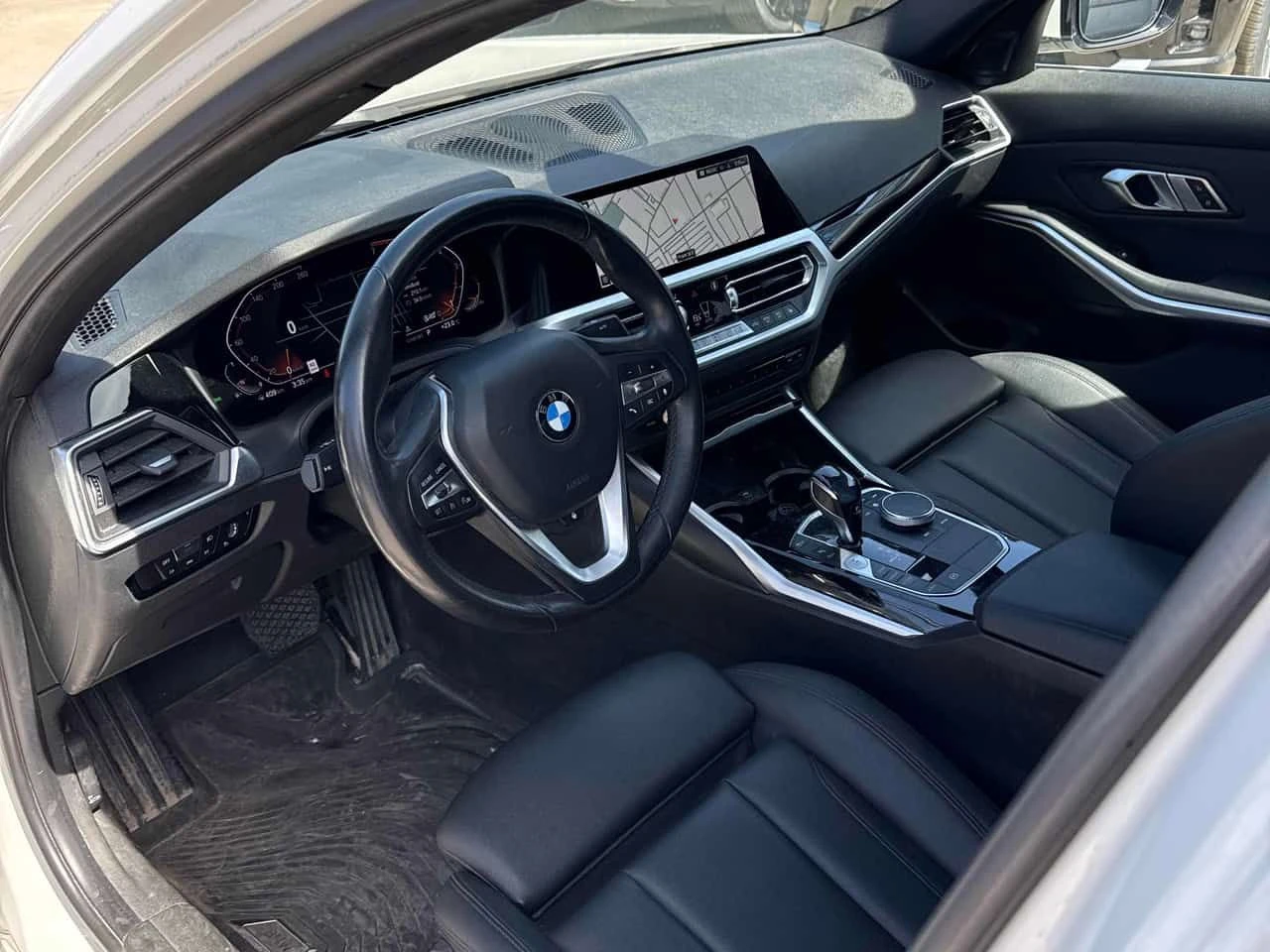 BMW 330 * 330i xDrive * CARFAX * ЦЕНА ДО БГ, снимка 5 - Автомобили и джипове - 54901493