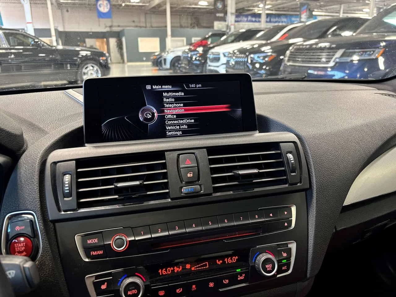 BMW 235 * M235i| COUPE| RWD| REDLEATHER| EXHAUST| HARMANKA, снимка 12 - Автомобили и джипове - 54934475
