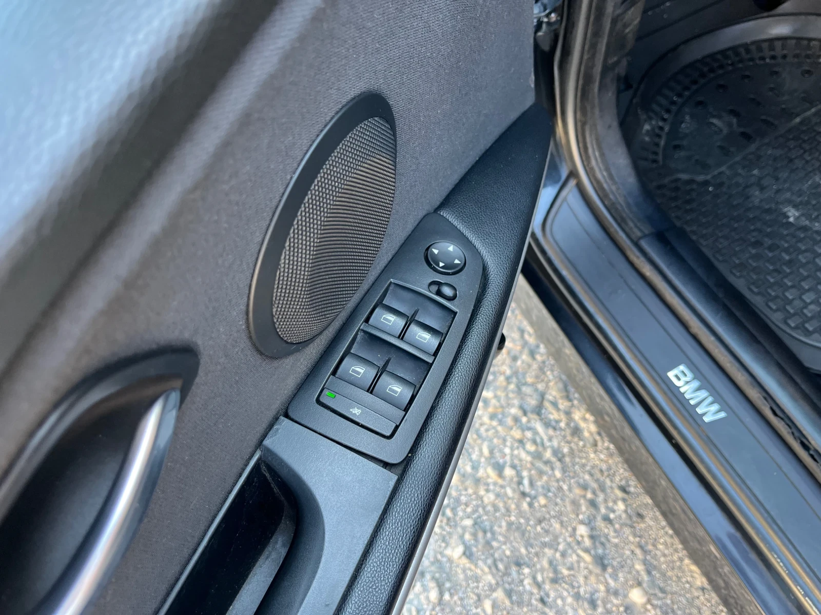BMW 320, снимка 6 - Автомобили и джипове - 55451245
