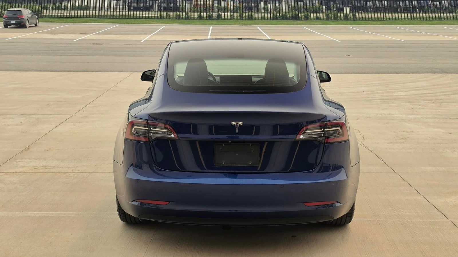 Tesla Model 3 STANDARD RANGE ЦЕНА ДО БЪЛГАРИЯ АВТОКРЕДИТ, снимка 5 - Автомобили и джипове - 55458800