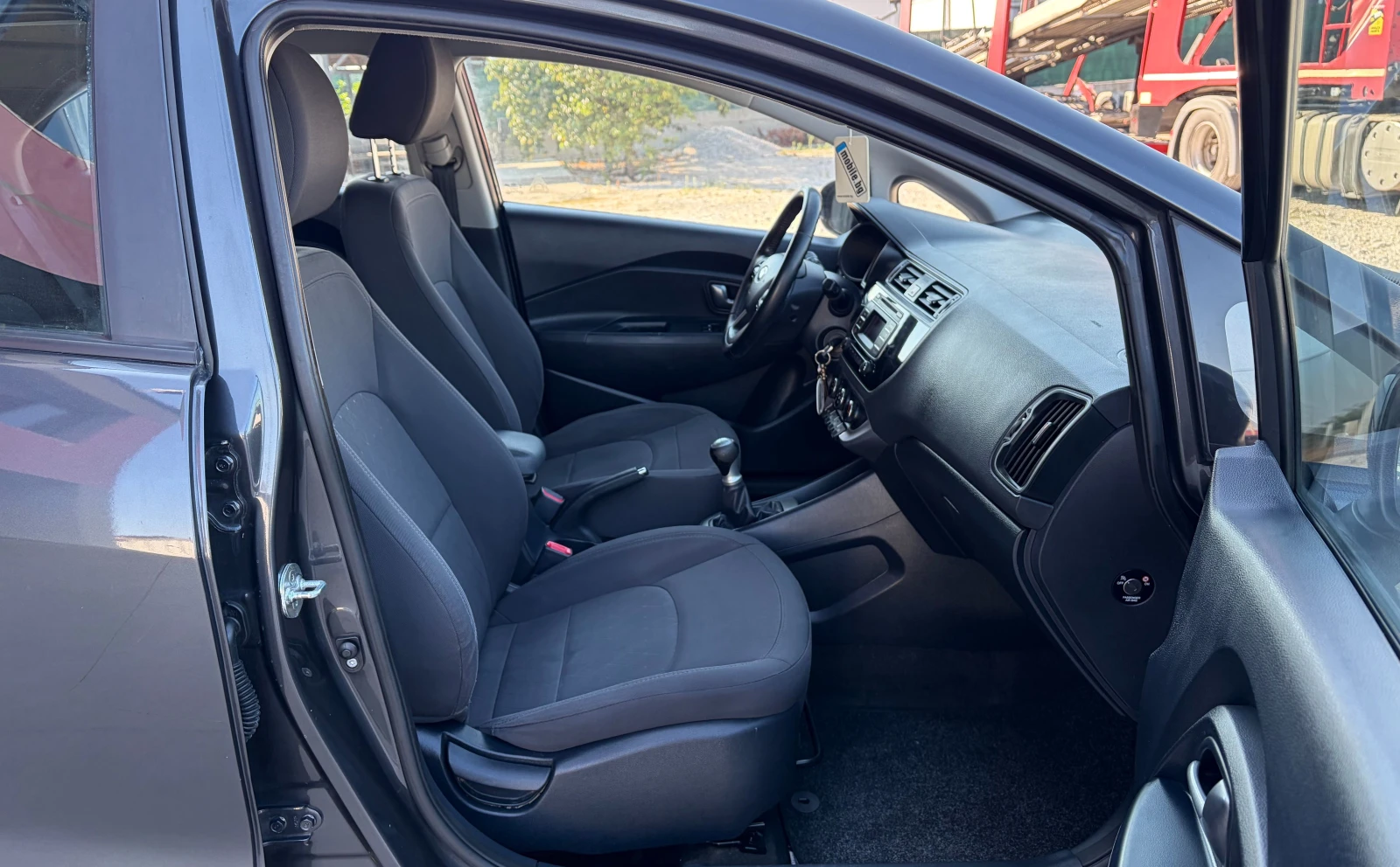 Kia Rio 1.2i , снимка 12 - Автомобили и джипове - 55747375