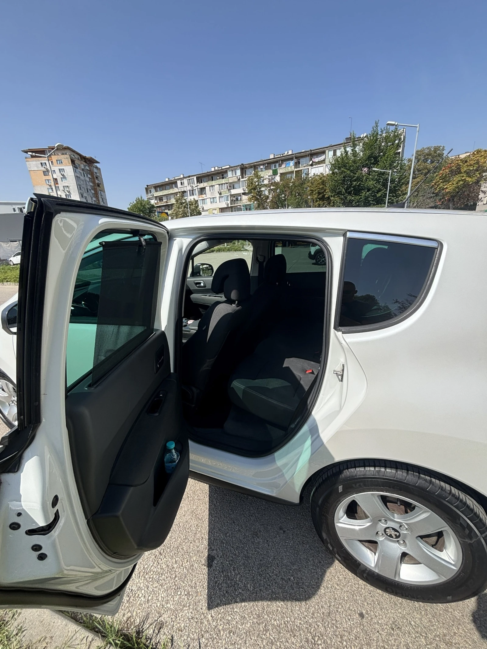 Peugeot 3008 1.6 BlueHDI, снимка 7 - Автомобили и джипове - 55899387