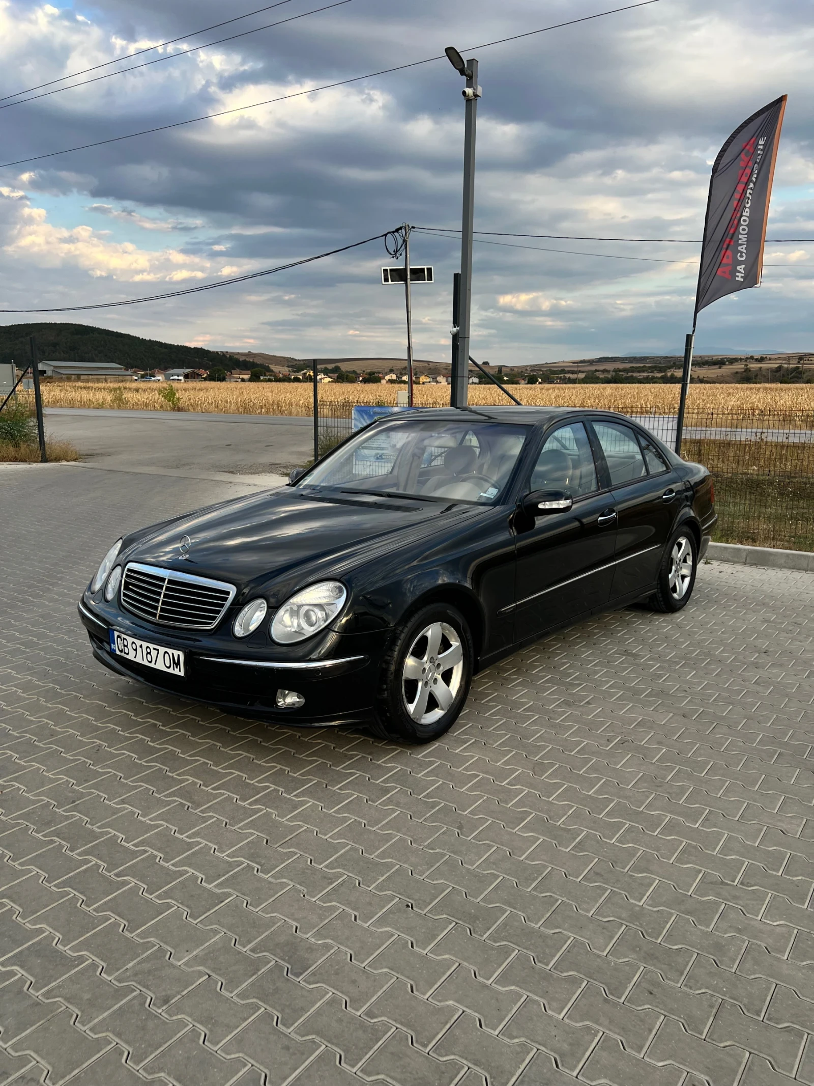 Mercedes-Benz E 320 Нов внос