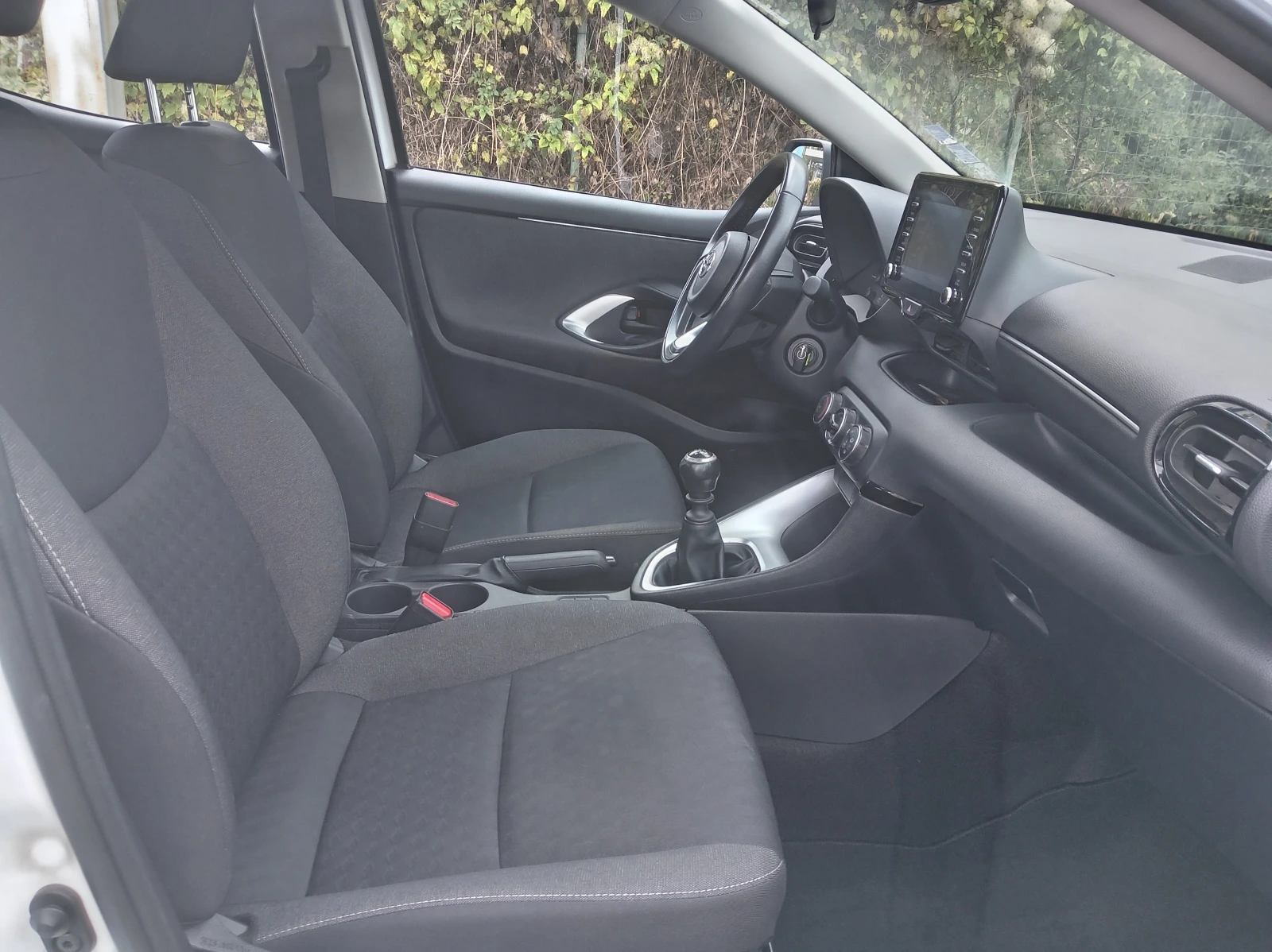 Toyota Yaris 1.5i ����������� | Mobile.bg � ����������� 8