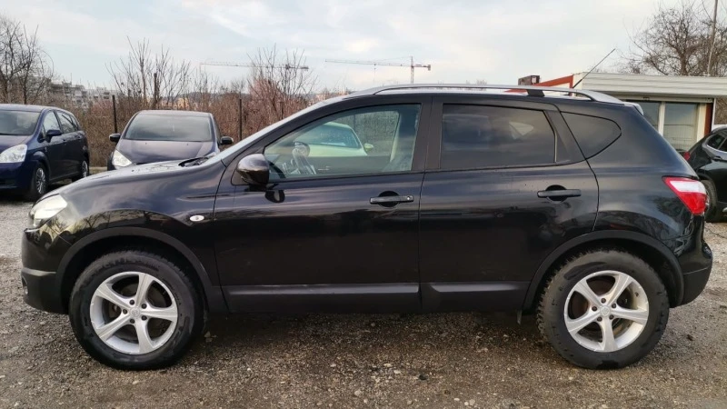 Nissan Qashqai, снимка 6 - Автомобили и джипове - 42245707