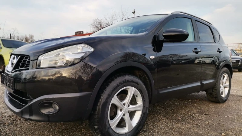 Nissan Qashqai, снимка 9 - Автомобили и джипове - 42245707