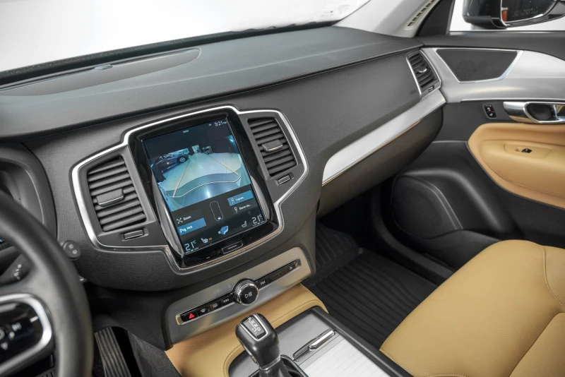 Volvo Xc90 T6 Momentum PANO* CAM* ПОДГРЕВ* CARPLAY* KEYLESS* , снимка 17 - Автомобили и джипове - 52649661
