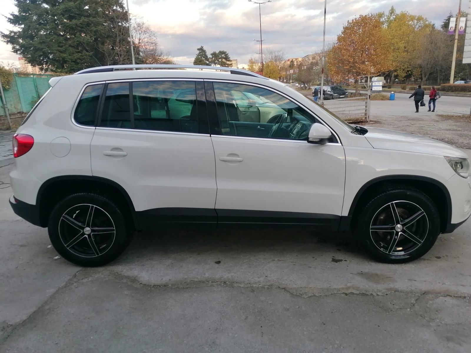 VW Tiguan 2.0TDI 4MOTION - изображение 6