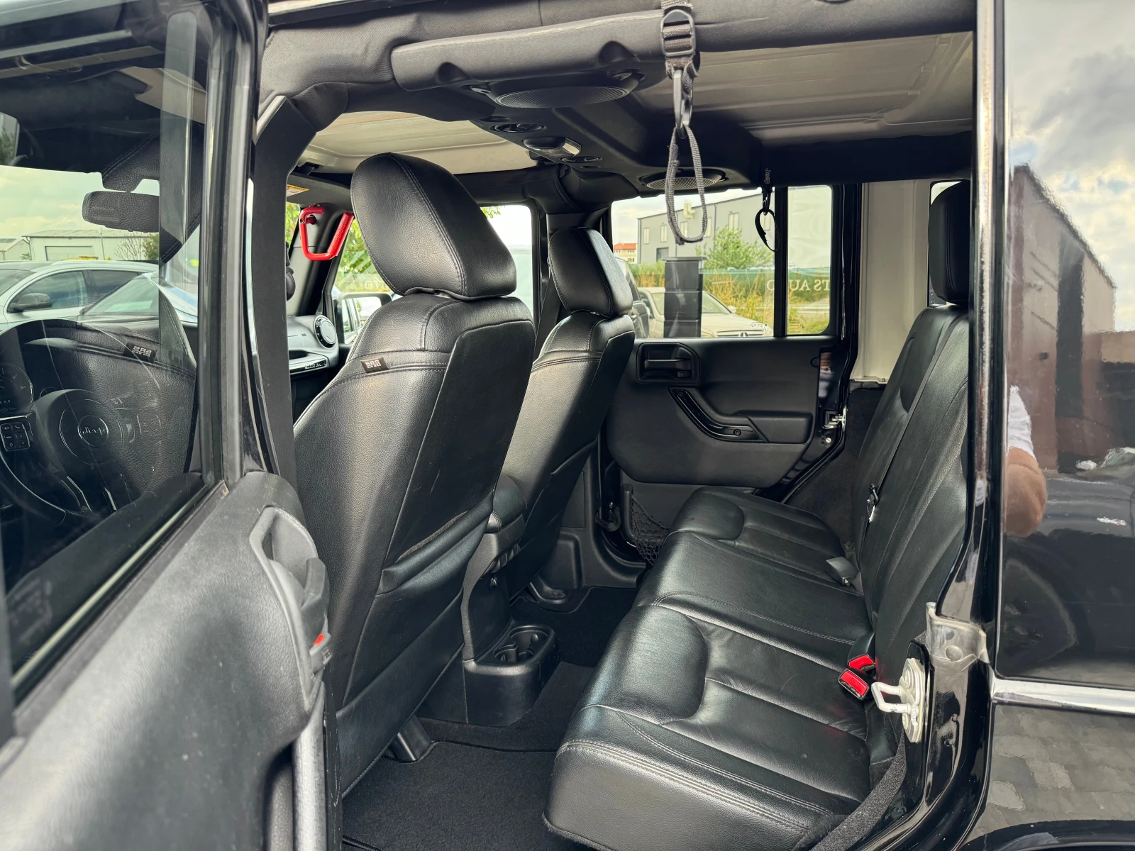 Jeep Wrangler SAHARA* ZOMBIE | Mobile.bg   11