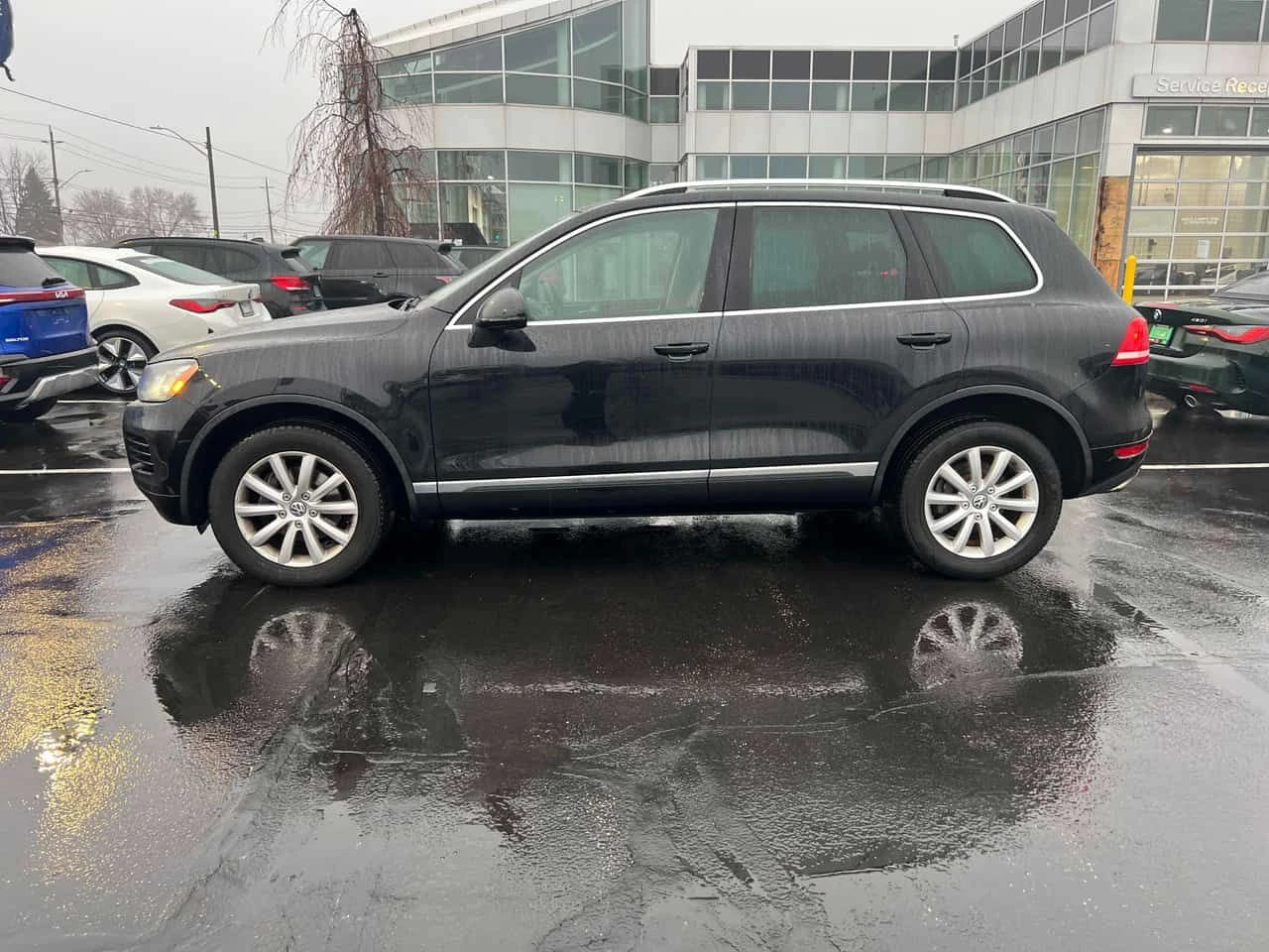 VW Touareg * 4dr 3.6L * CARFAX * Цена до България, снимка 2 - Автомобили и джипове - 53797719
