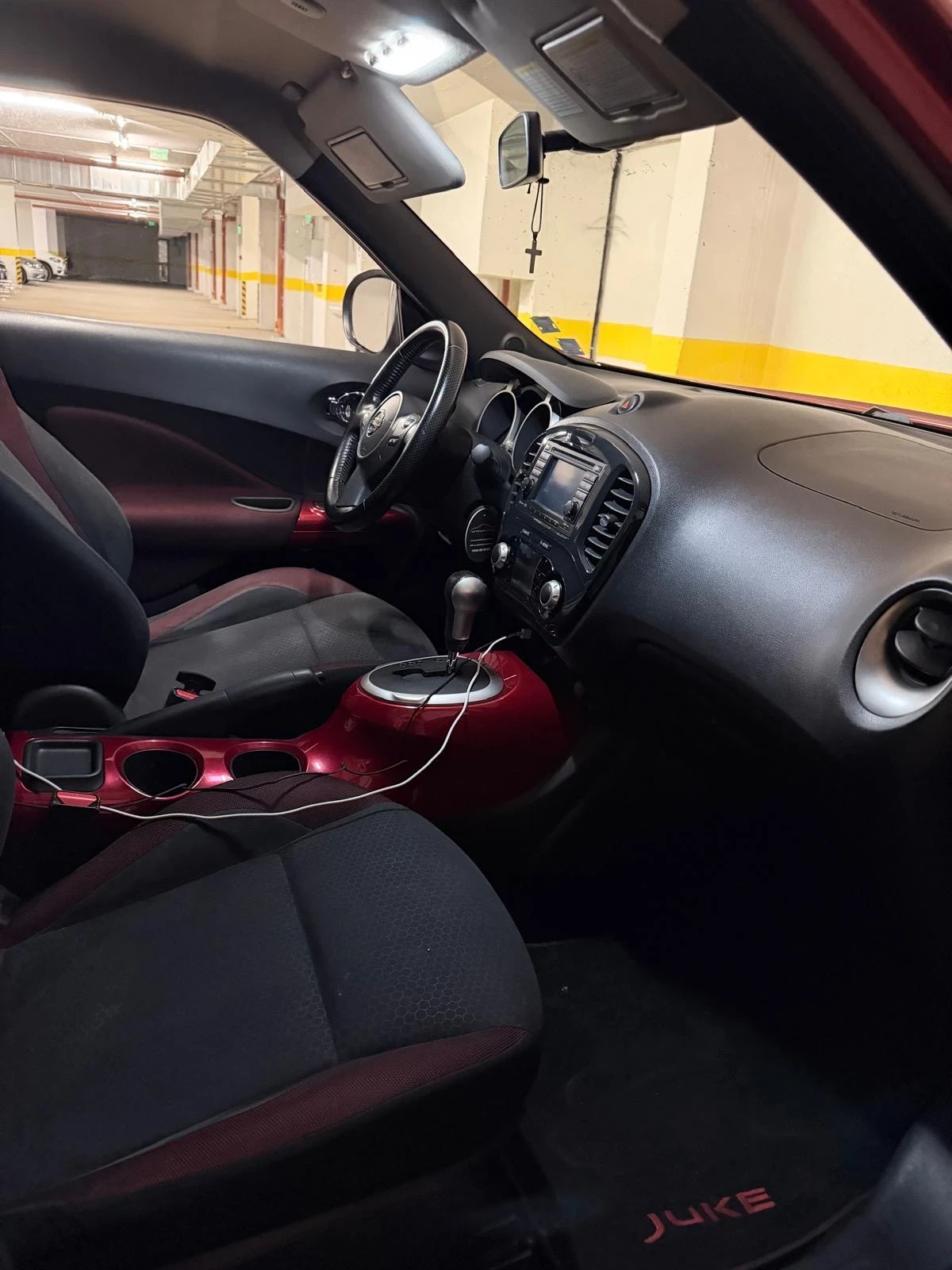 Nissan Juke 1.6 4x4, снимка 9 - Автомобили и джипове - 54102092