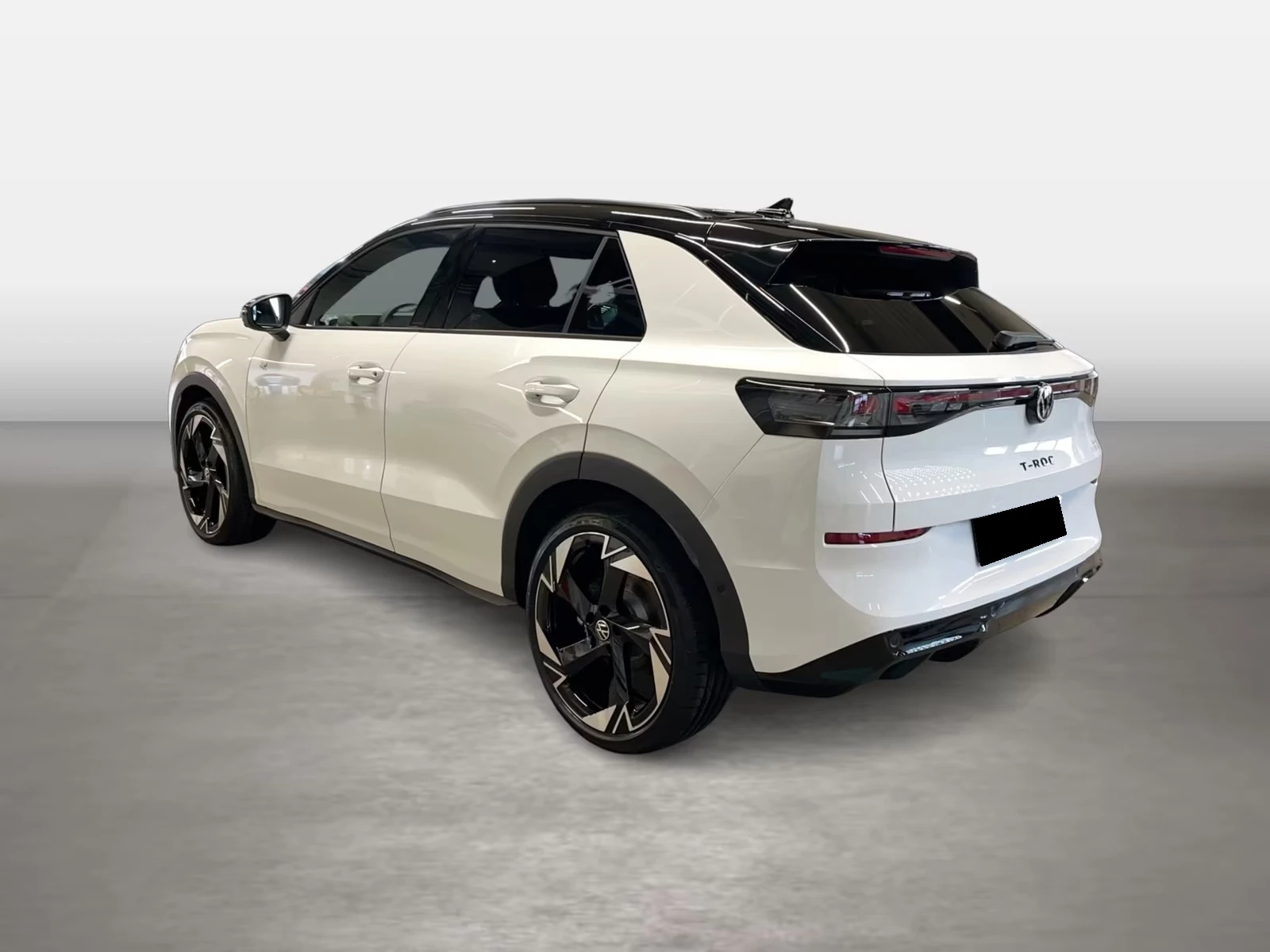 VW T-Roc 1.5 eTSI R-LINE BLACK STYLE HEAD UP 360 CAMERA , снимка 2 - Автомобили и джипове - 54140293