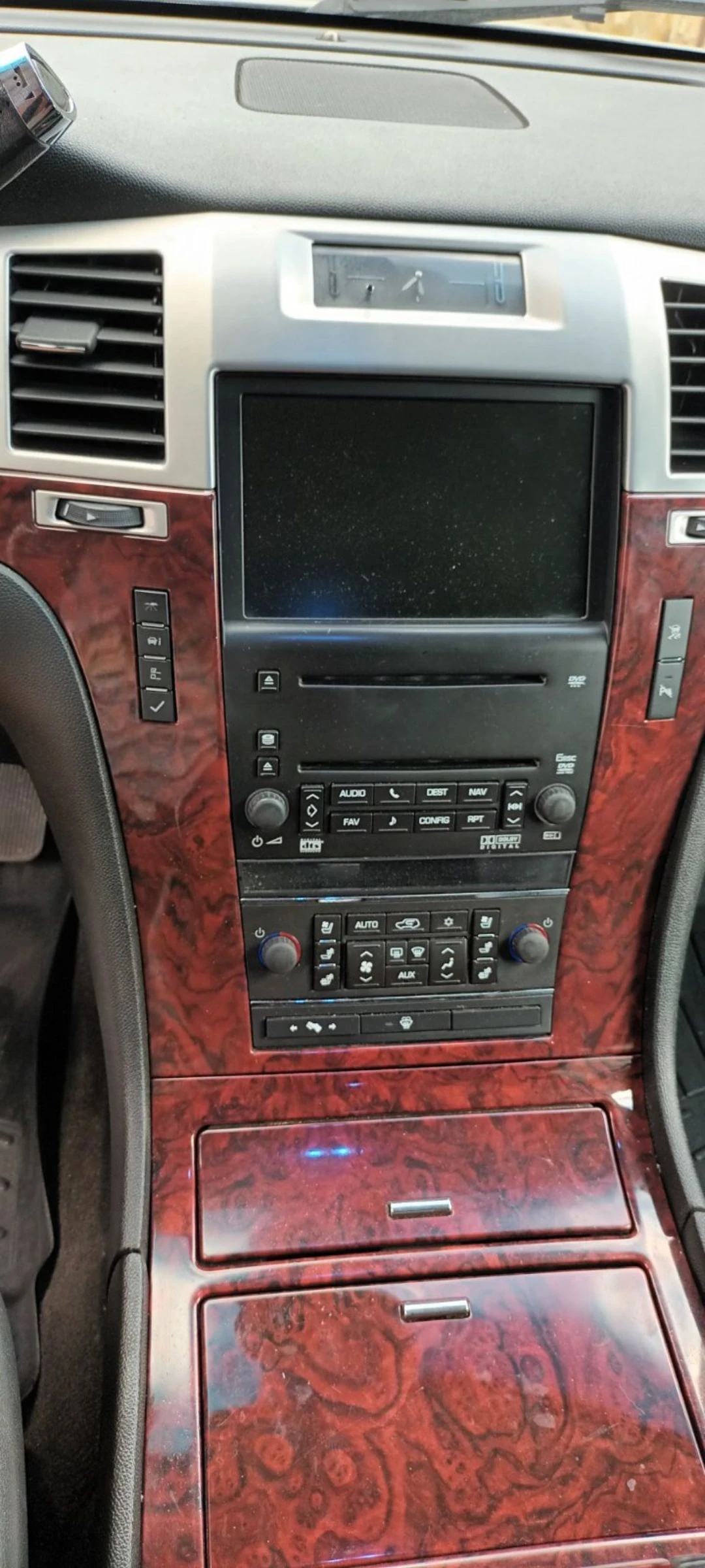 Cadillac Escalade 6.2, снимка 13 - Автомобили и джипове - 54463360