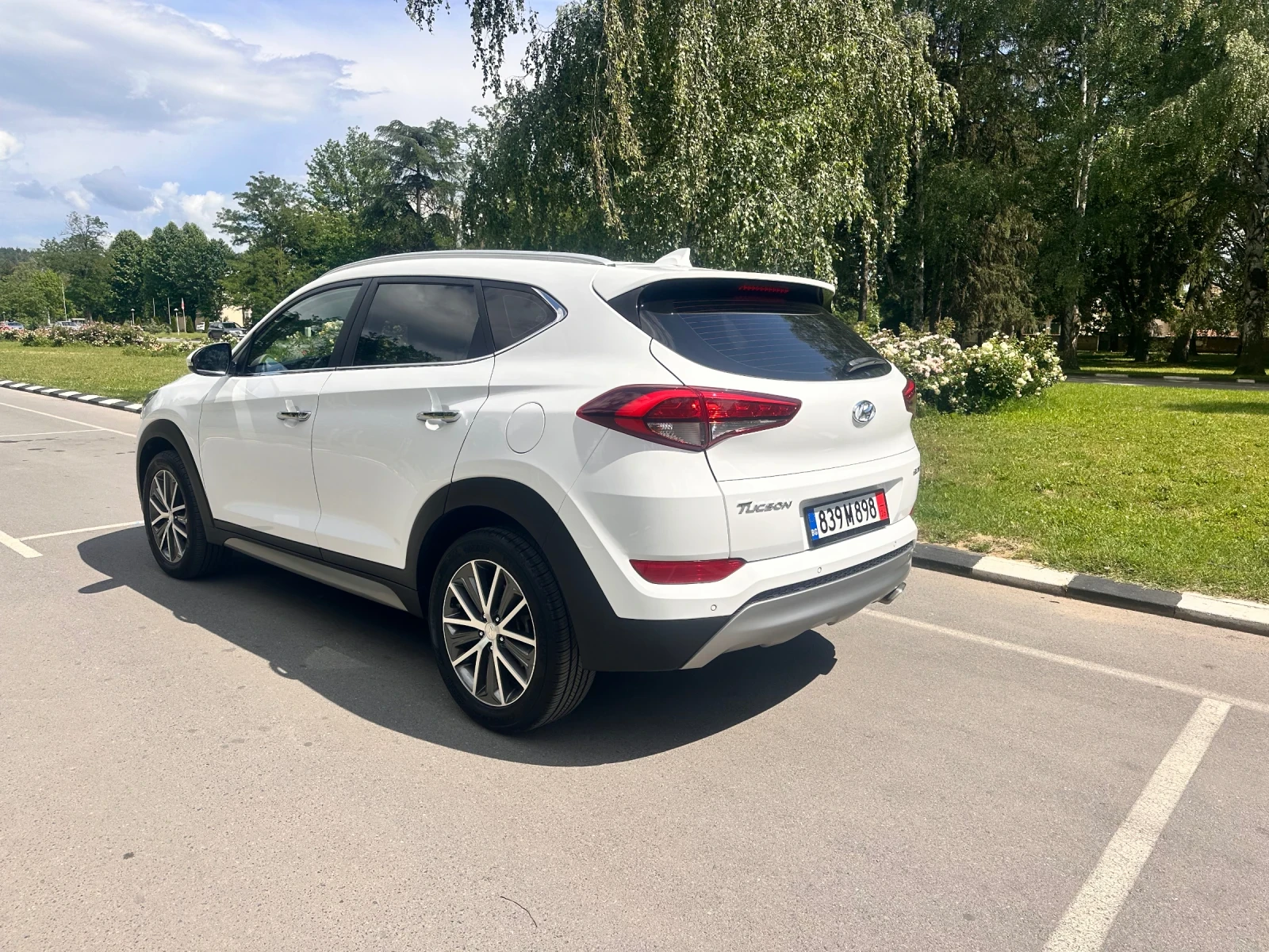 Hyundai Tucson Premium 1.7CRDI Внос от Корея CarPlay Перфектна, снимка 6 - Автомобили и джипове - 54695419