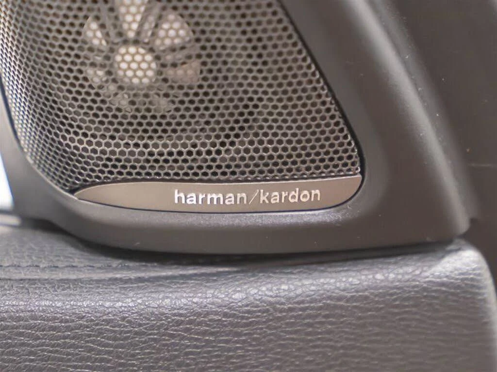 BMW X6 HARMON* KARDON* ДИГИТАЛНО* ТАБЛО* КАМЕРА* LANE* AS, снимка 12 - Автомобили и джипове - 55296997