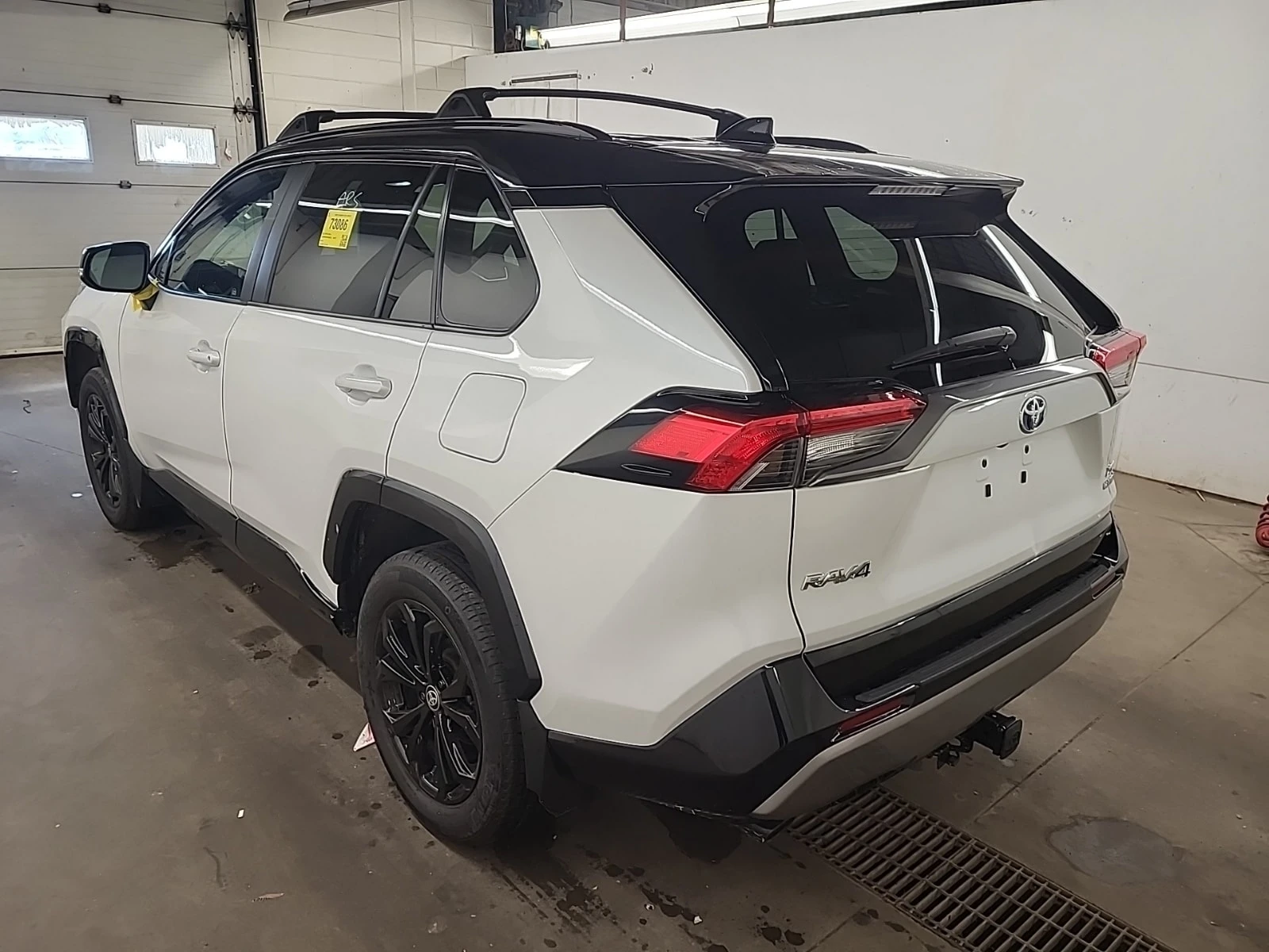 Toyota Rav4 * HYBRID XSE * CARFAX * , снимка 4 - Автомобили и джипове - 56085669