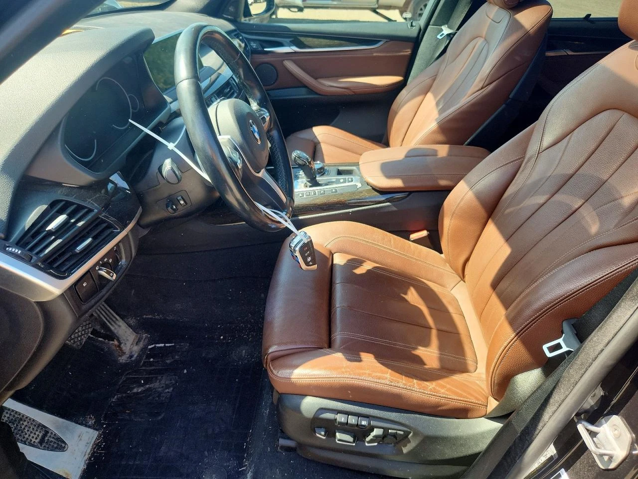 BMW X5 3.0l xDrive35I, снимка 7 - Автомобили и джипове - 56088031