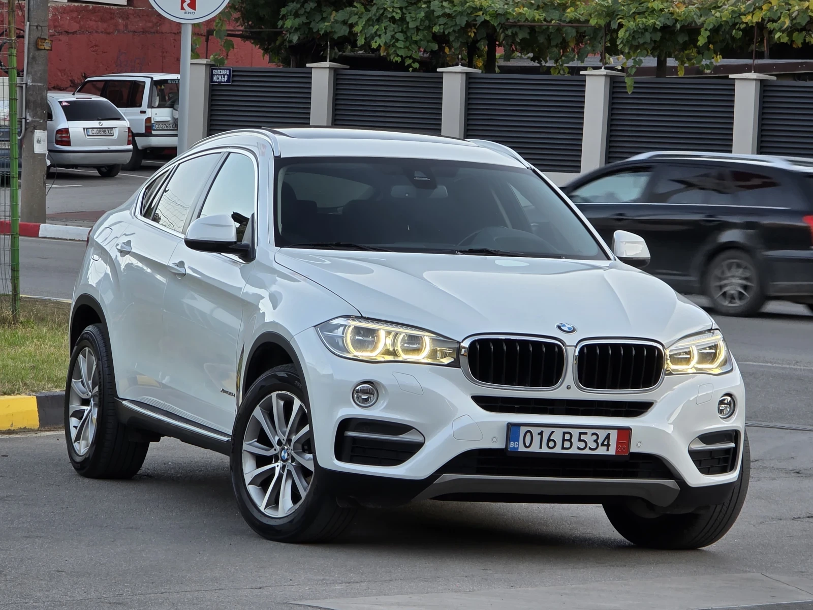 BMW X6 Топ състояние лизинг