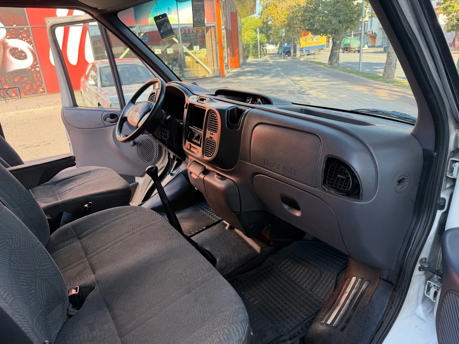 Ford Transit 2.0, снимка 8 - Бусове и автобуси - 56607075