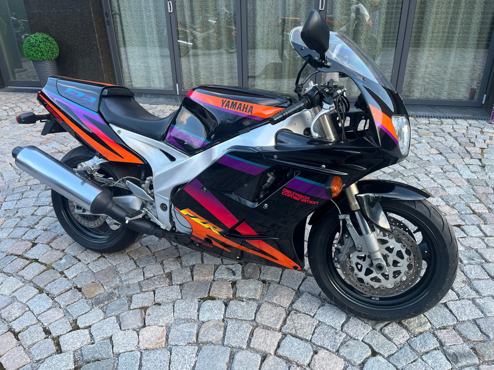 Yamaha Fzr 1000