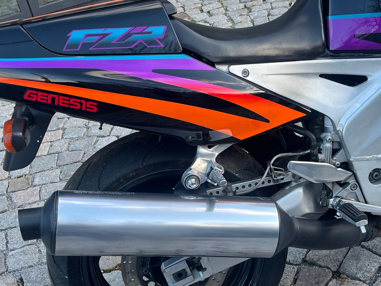 Yamaha Fzr 1000, снимка 13 - Мотоциклети и мототехника - 53988997