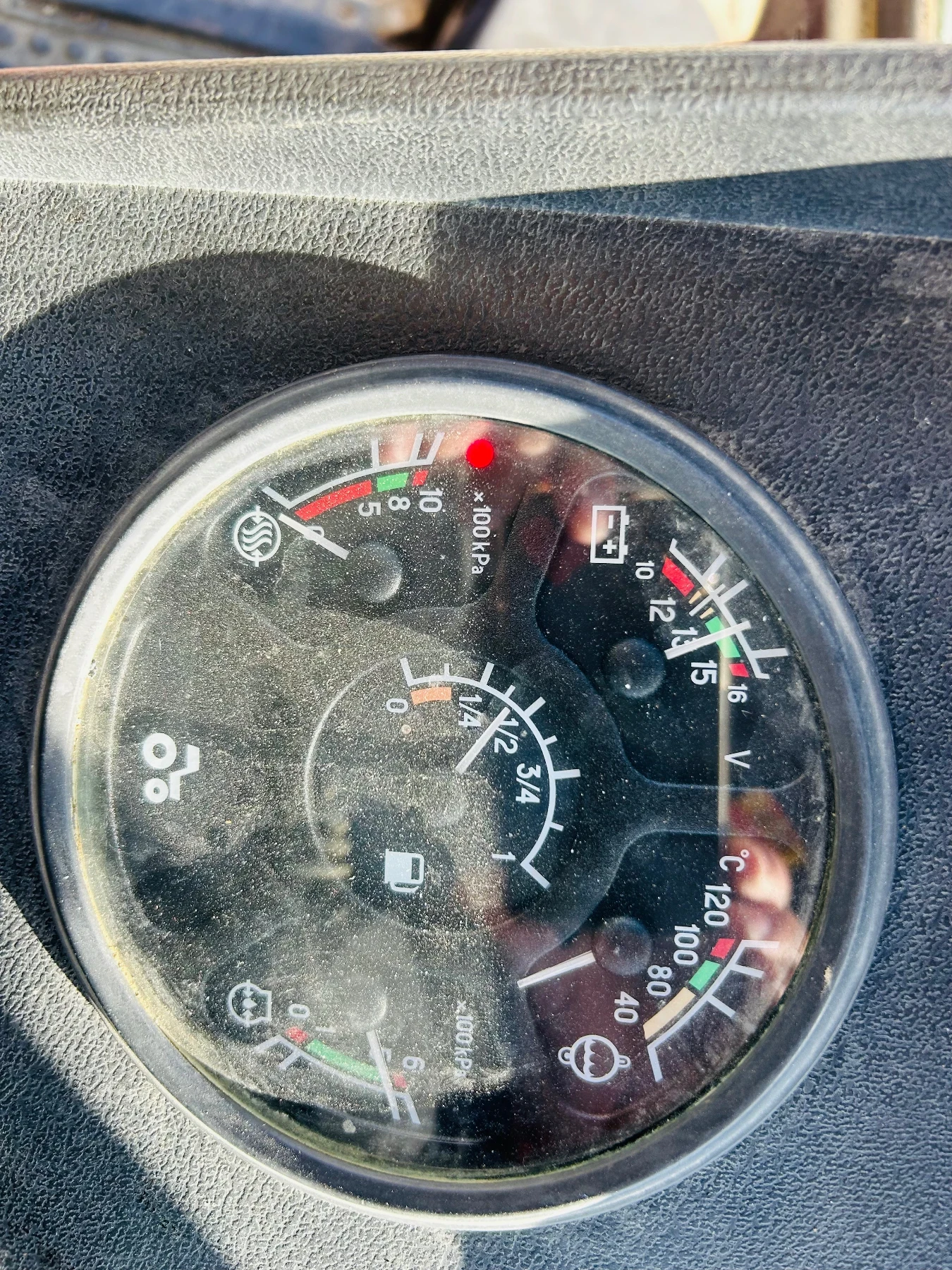 Трактор Беларус 952.3, снимка 8 - Селскостопанска техника - 53830692