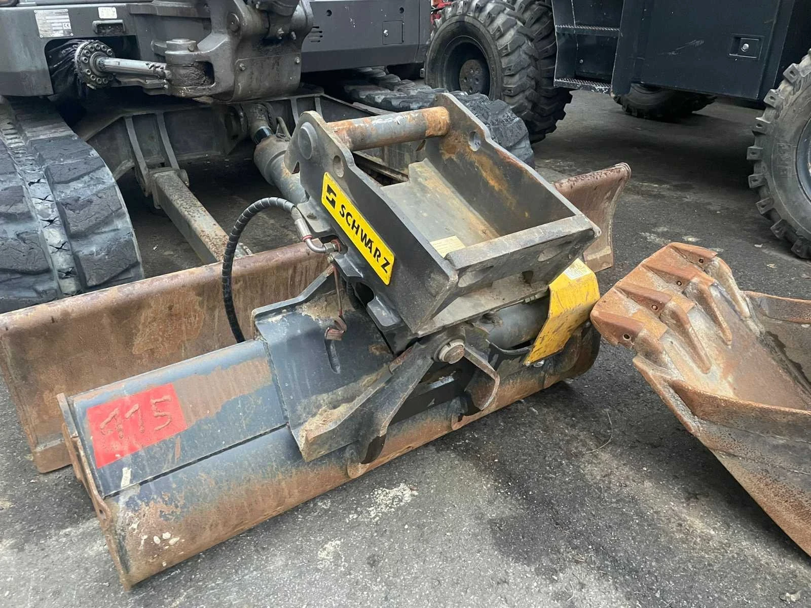 Багер Volvo ЕCR88D, снимка 5 - Индустриална техника - 53717799