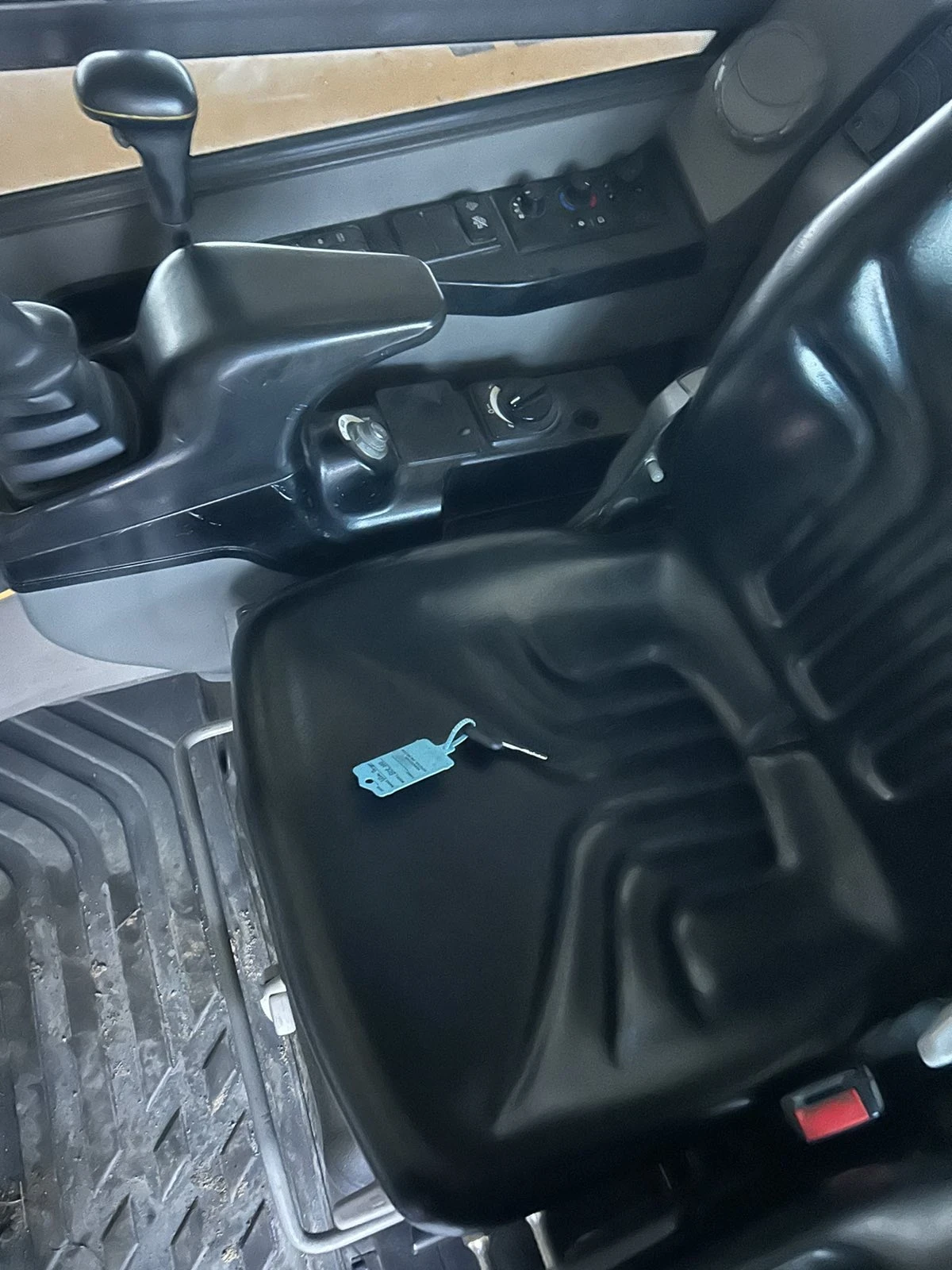 Багер Volvo ЕCR88D, снимка 11 - Индустриална техника - 53717799