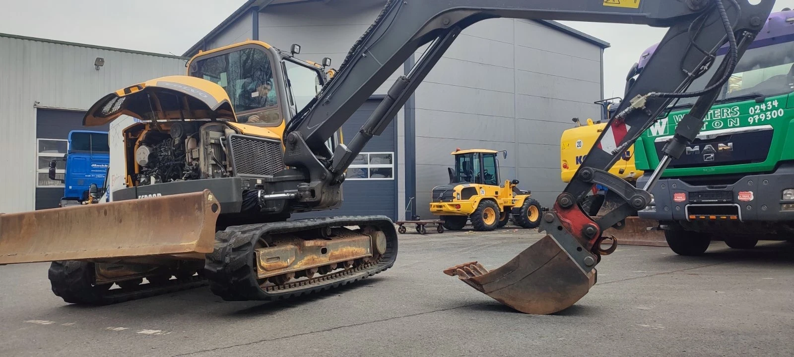 Багер Volvo ЕCR88D, снимка 3 - Индустриална техника - 53717799