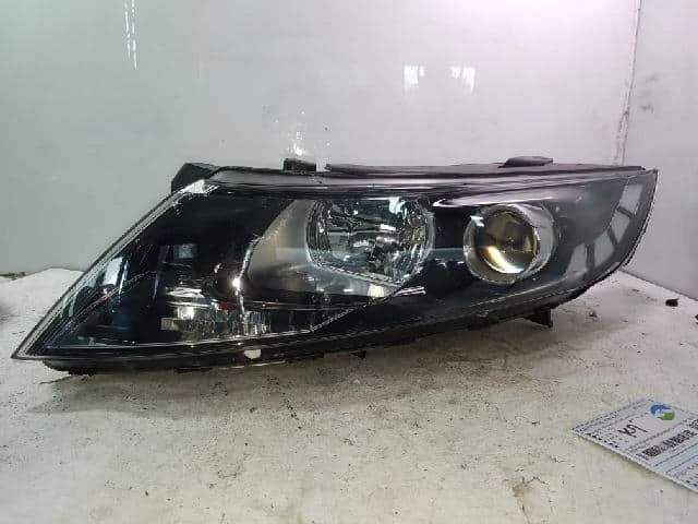 Ляв фар LED / Xenon за Kia Optima 3
