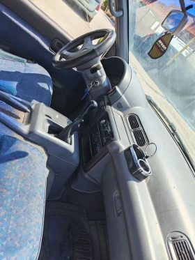 Nissan Serena 2.3, снимка 13